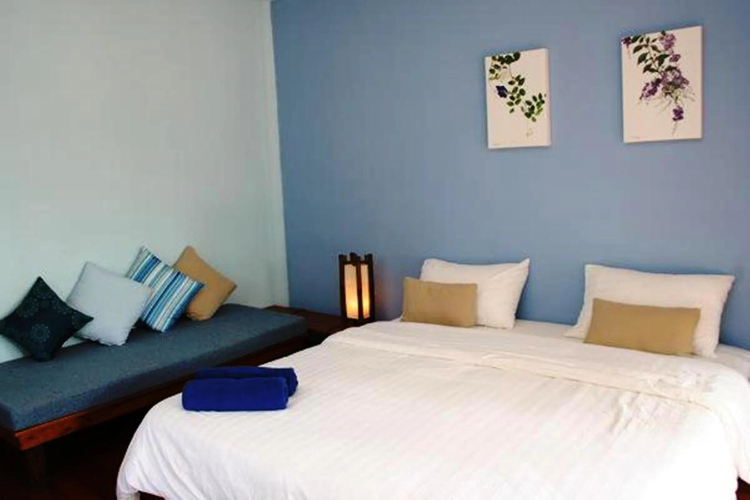 Bedroom, Bed in Sea Scene Resort