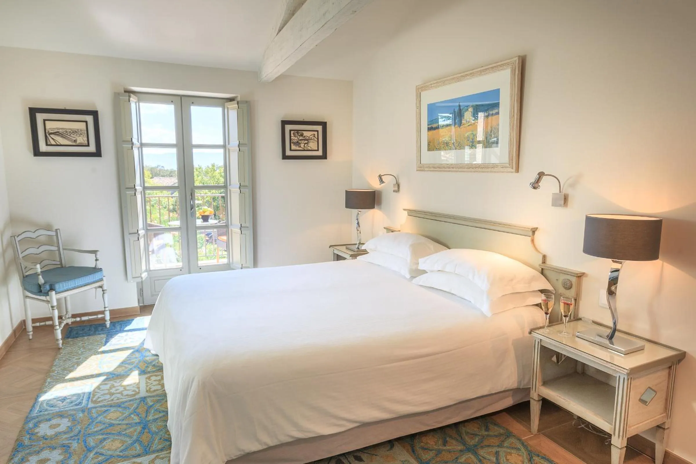 Photo of the whole room, Bed in Le Jas de Gordes