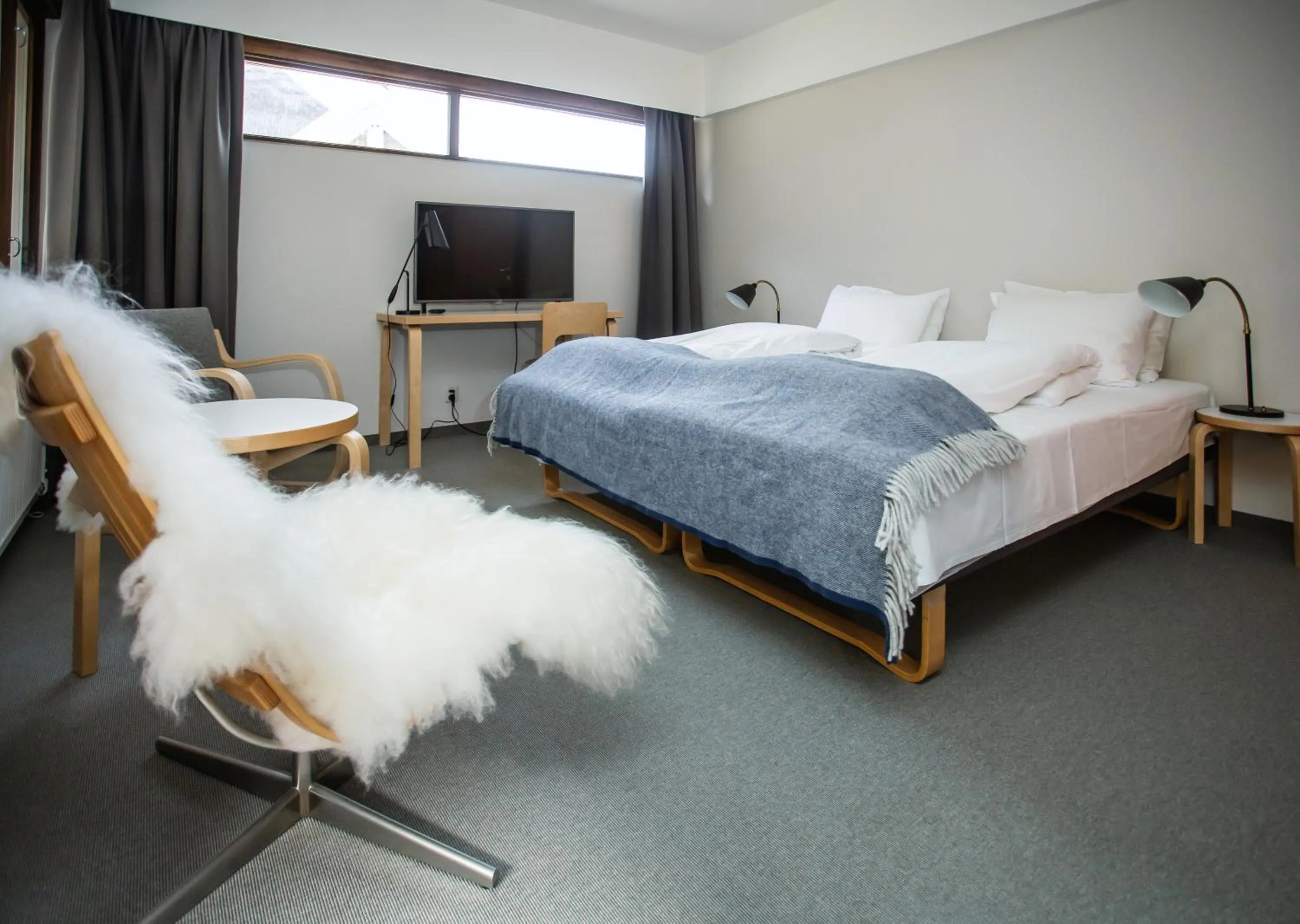 Photo of the whole room, Bed in Lindstrøm Hotel