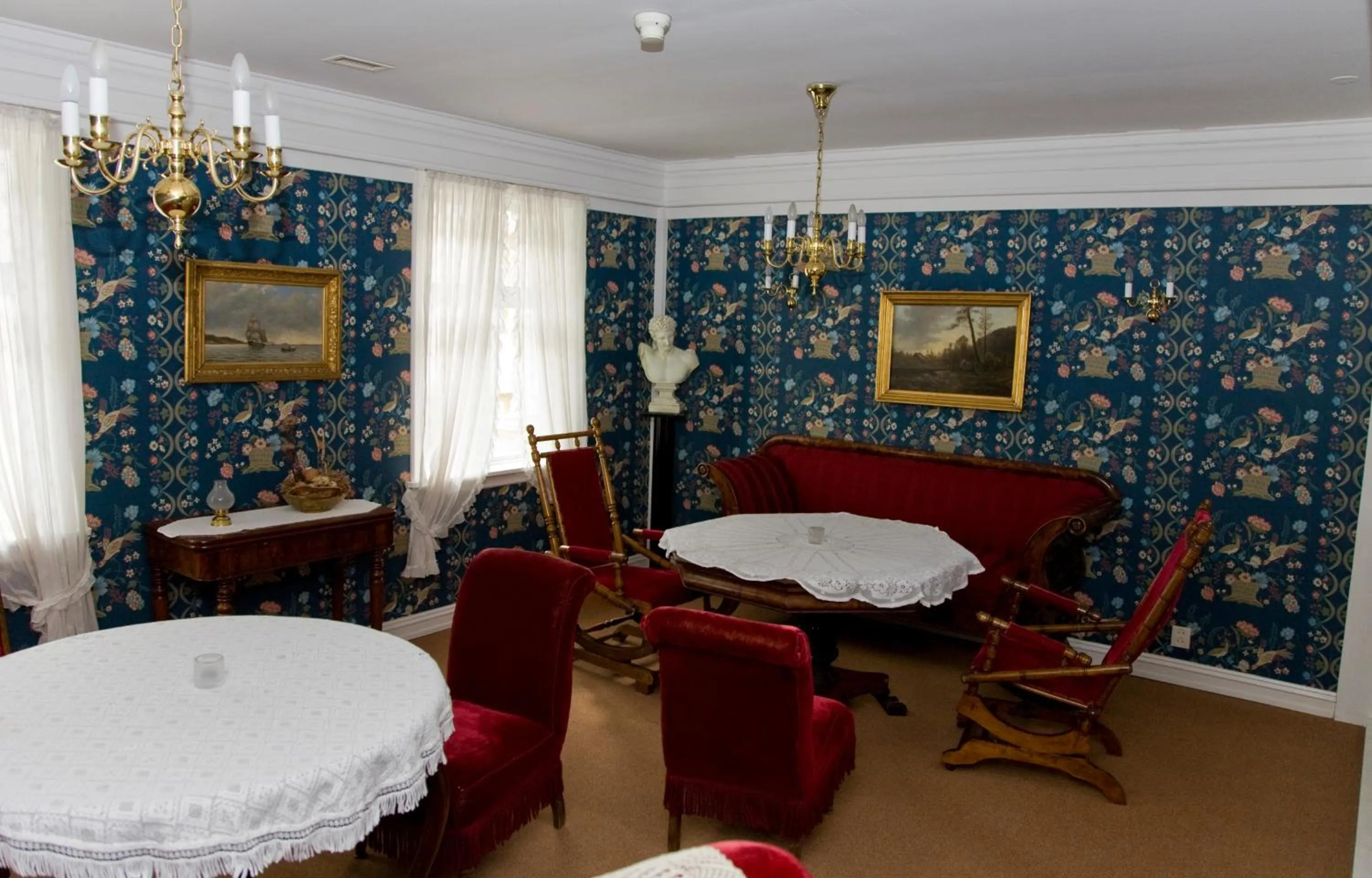 Decorative detail in Lindstrøm Hotel