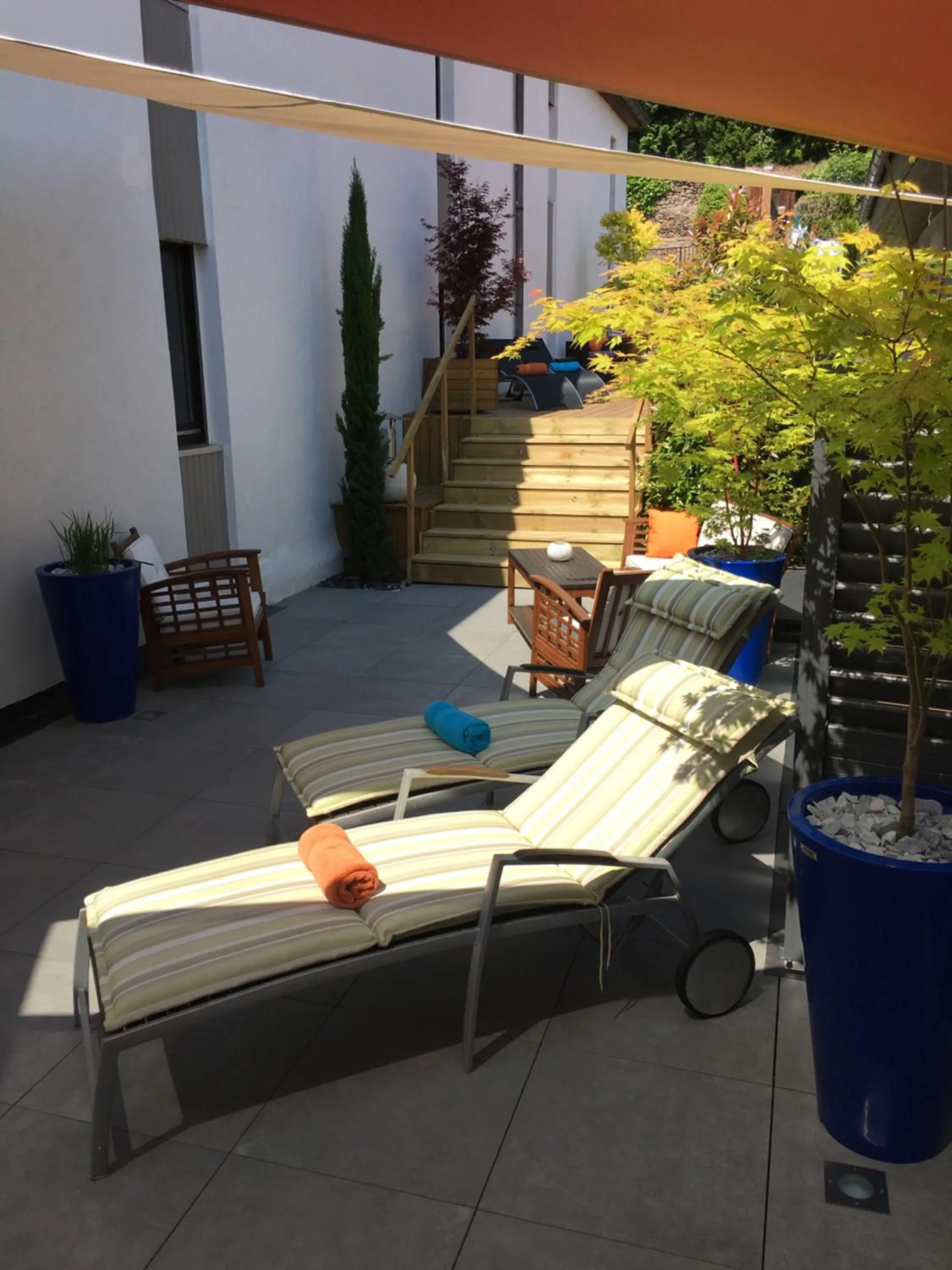 Patio in Hotel SPA Au Cheval Blanc