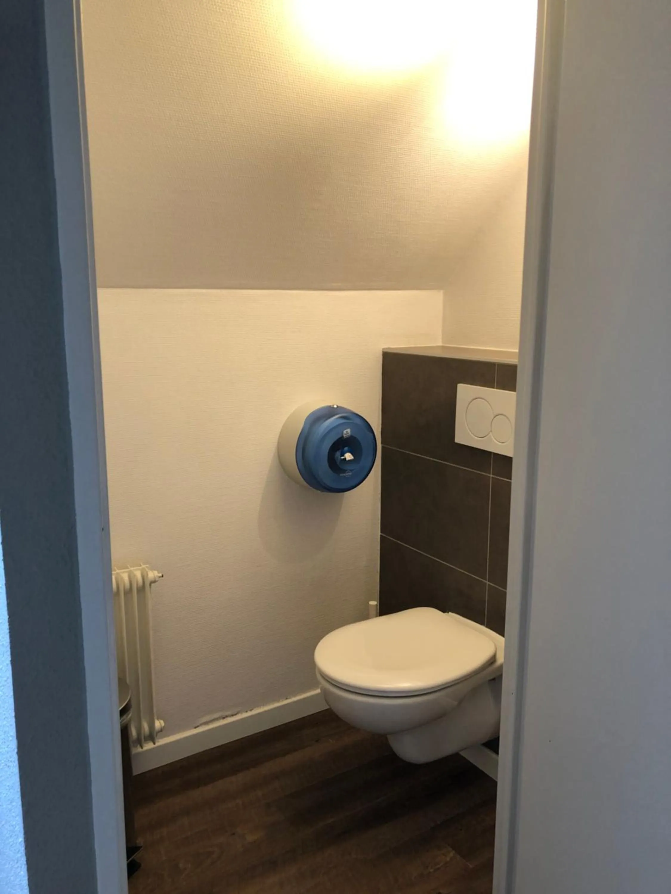 Toilet in Hotel SPA Au Cheval Blanc