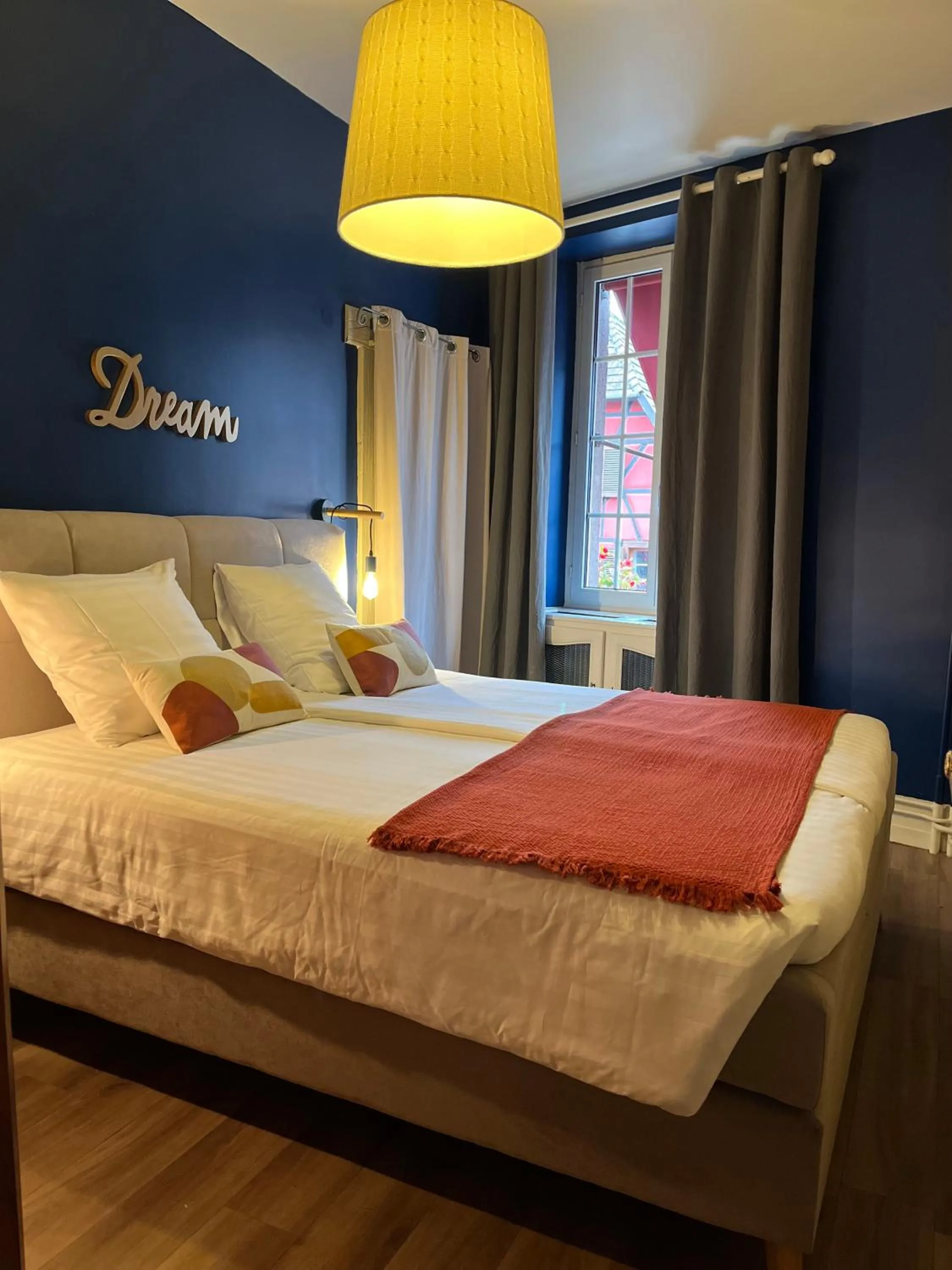 Bed in Hotel SPA Au Cheval Blanc