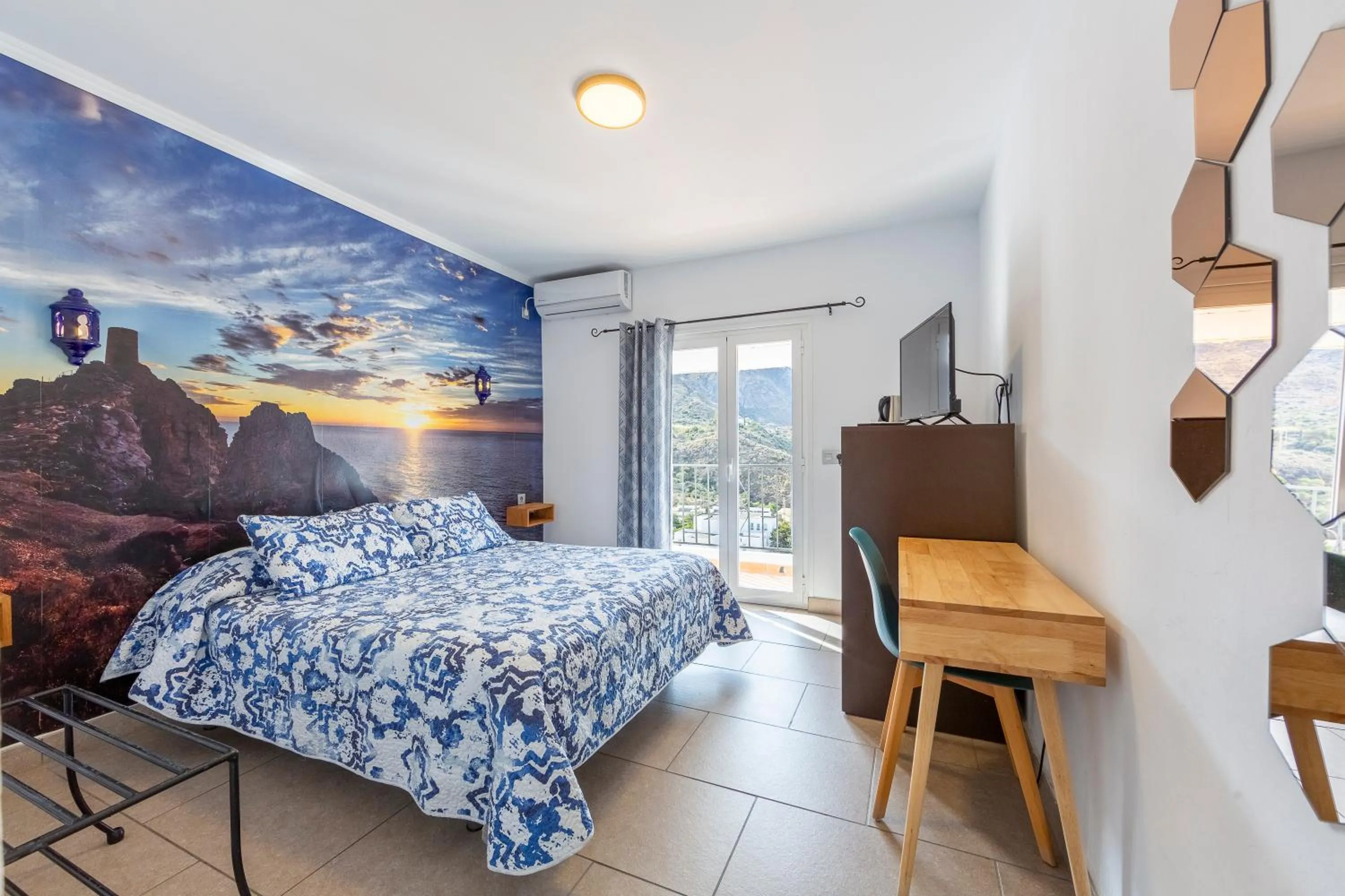 Photo of the whole room, Bed in Boutique Hotel El Olivar