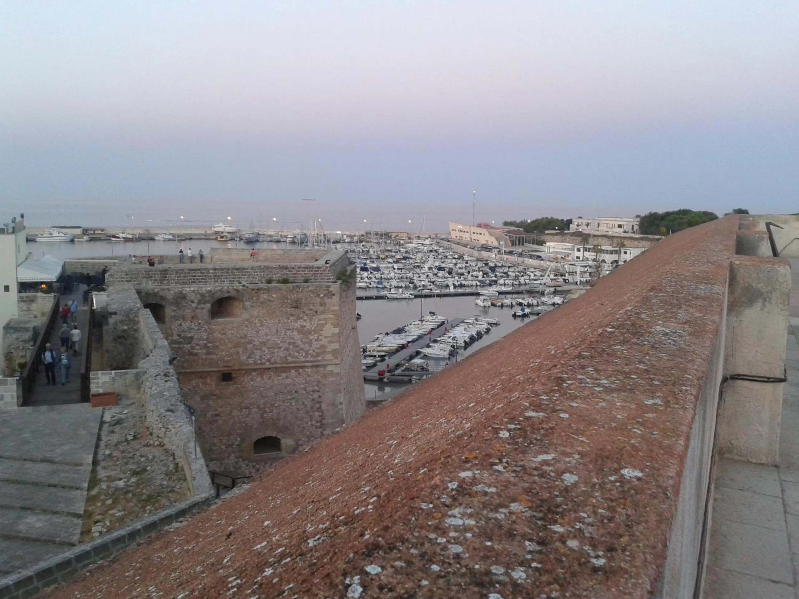 Neighbourhood in Mediterraneo Camere