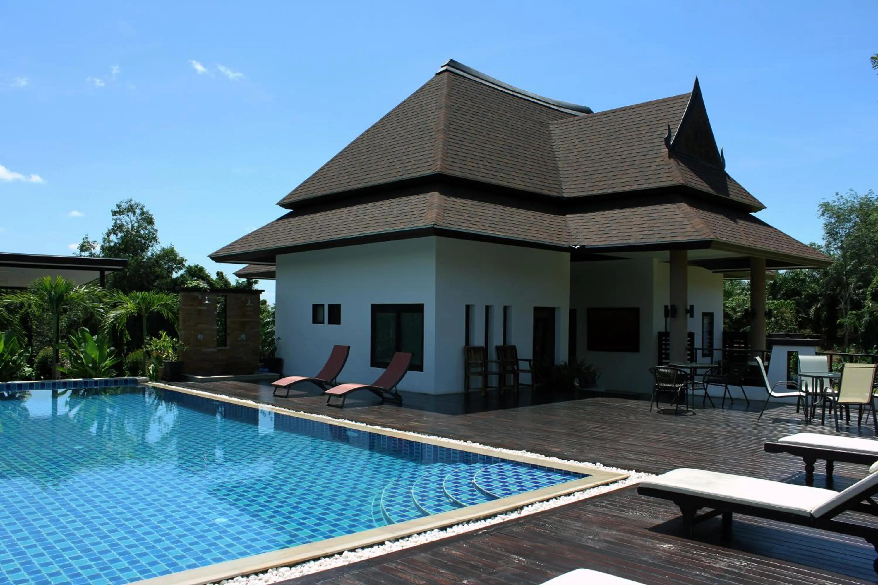 Swimming pool in Leelawadee Garden Resort