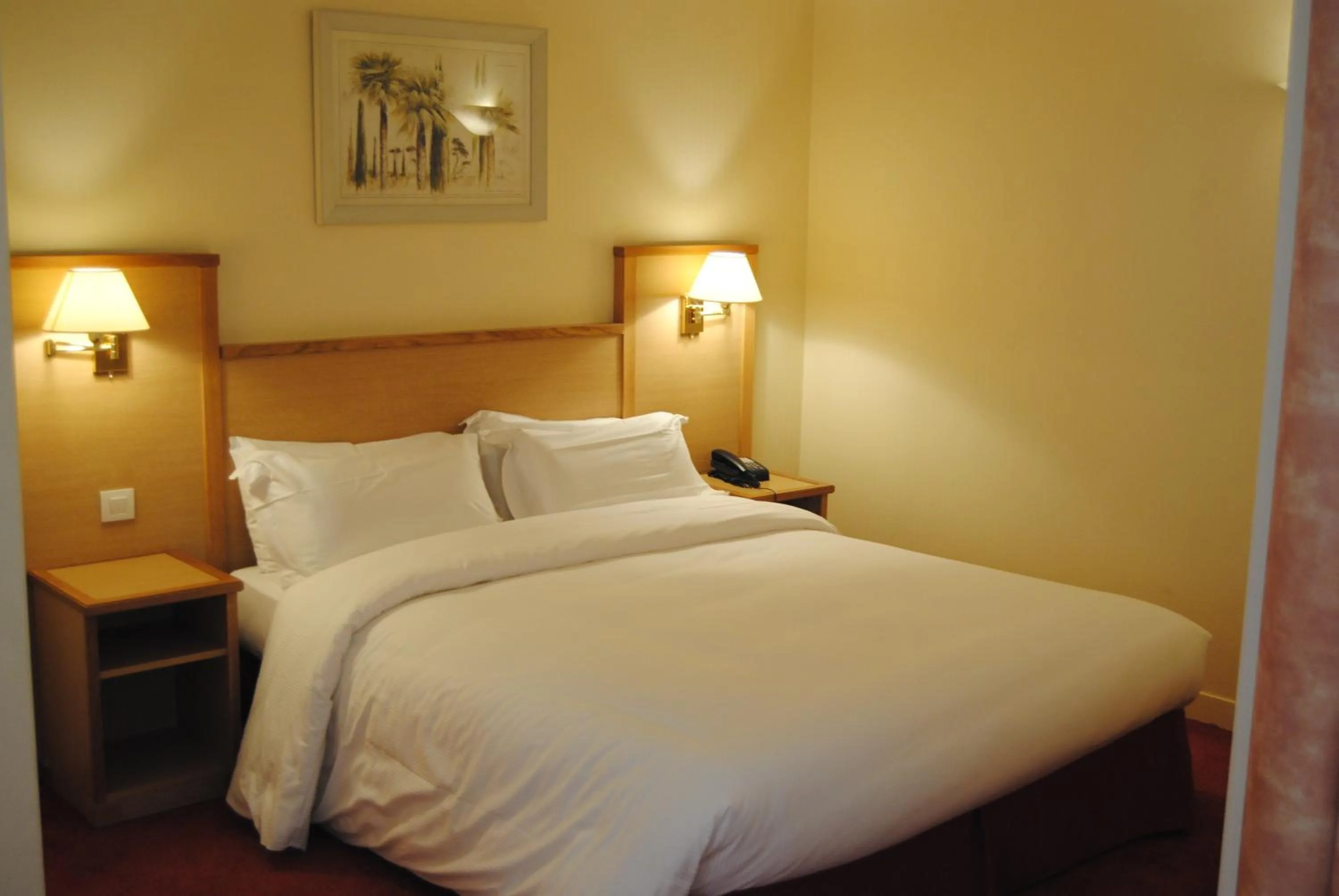 Bedroom, Bed in Résidence du Grand Hôtel