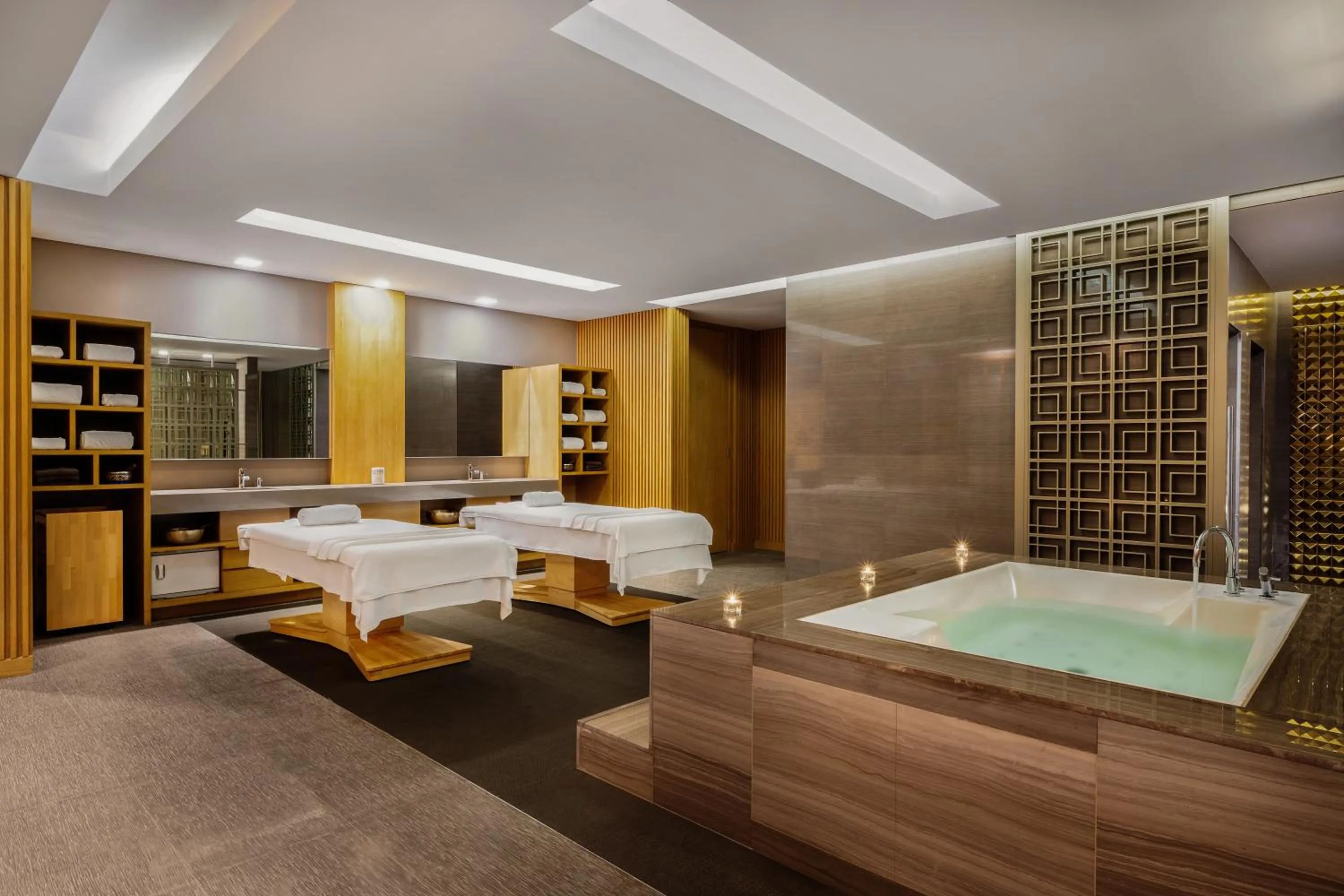 Massage in Gulf Executive Residence