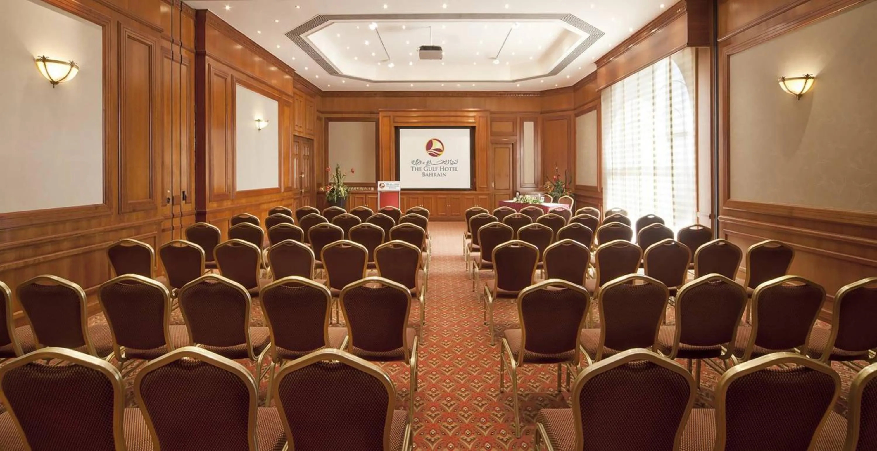 Business facilities in Gulf Executive Residence