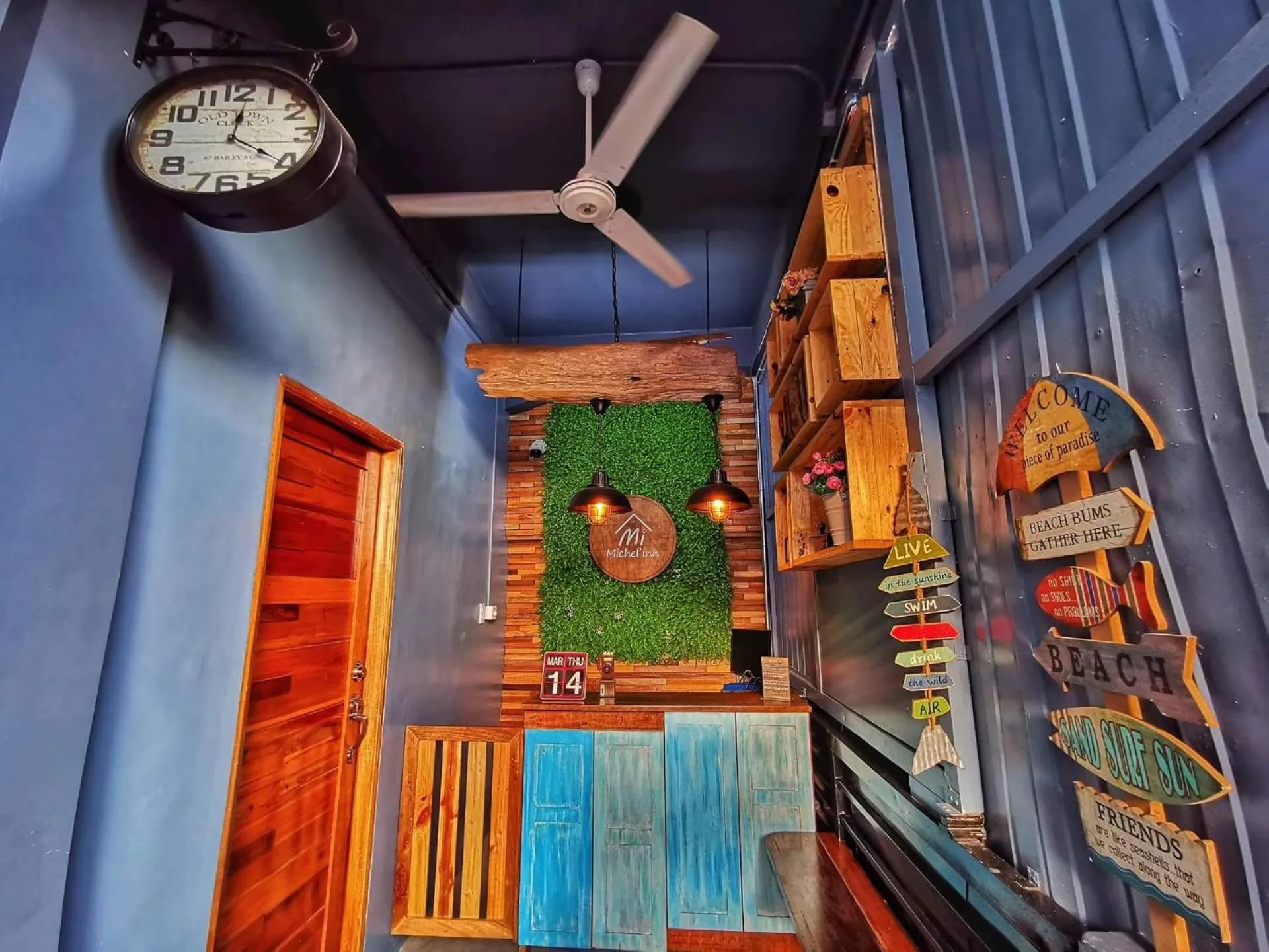 Lobby or reception in Michel'inn Coron