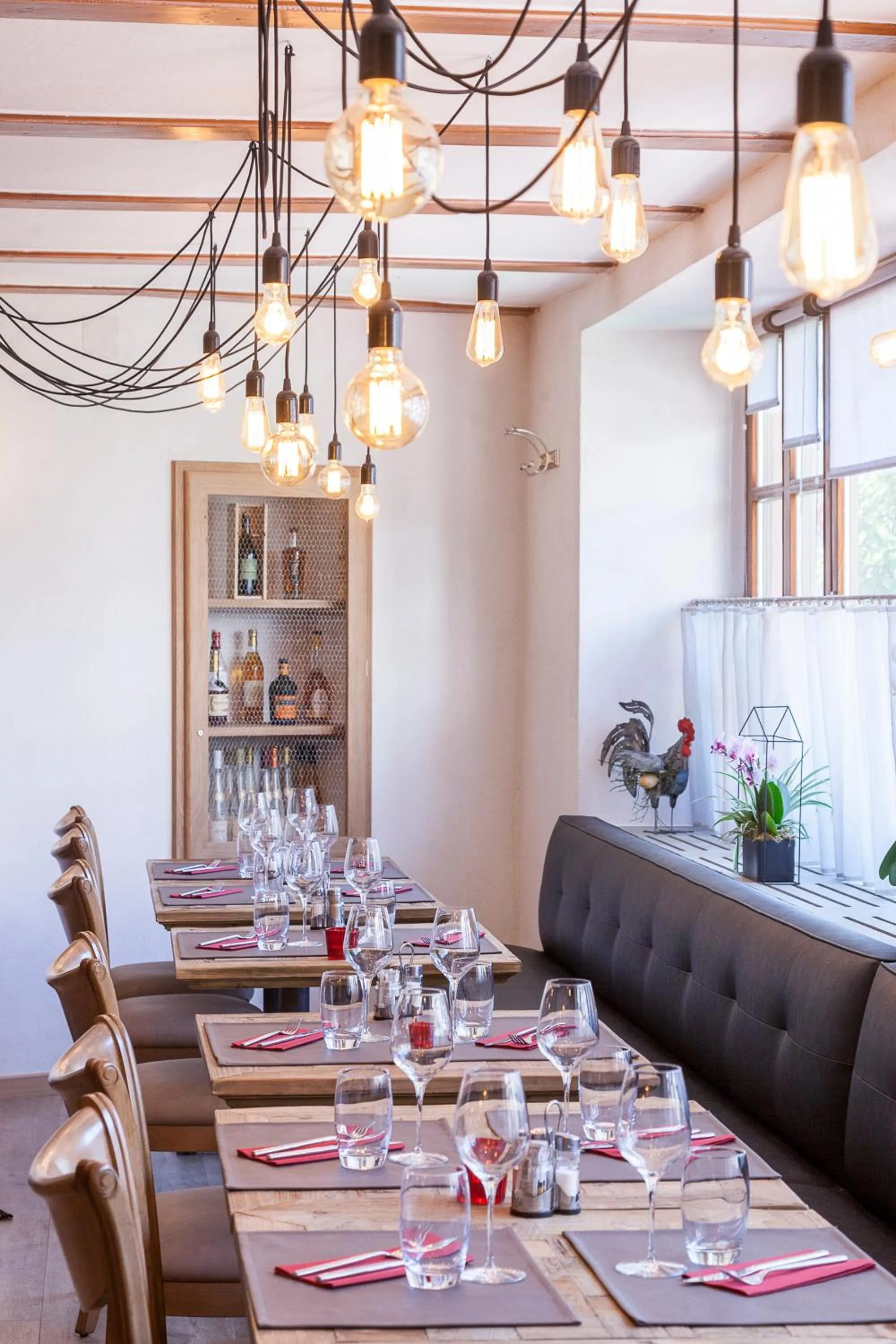 Restaurant/places to eat in Logis Hôtel-Restaurant du Mouton