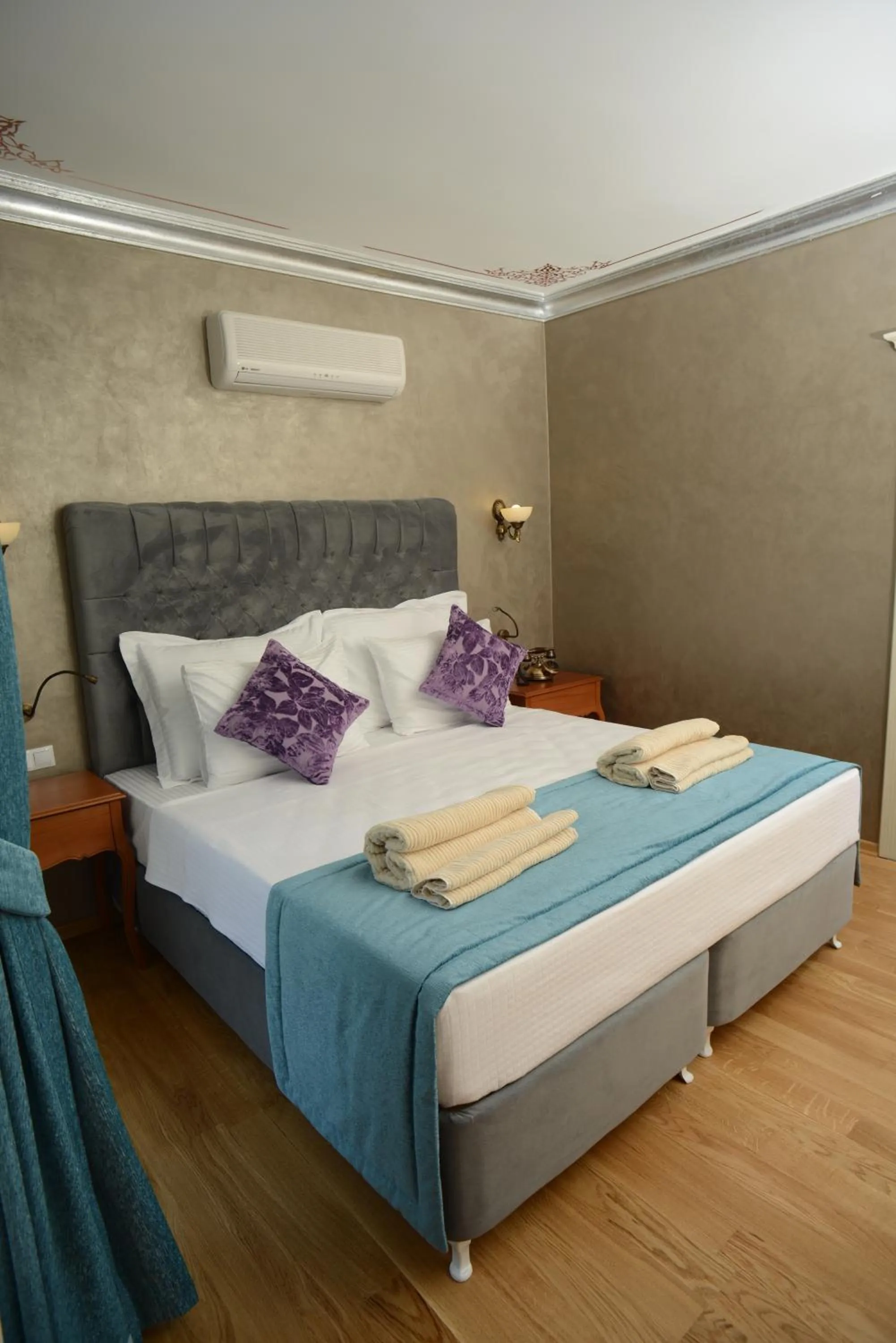 Bed in Petunya Konak Boutique Hotel