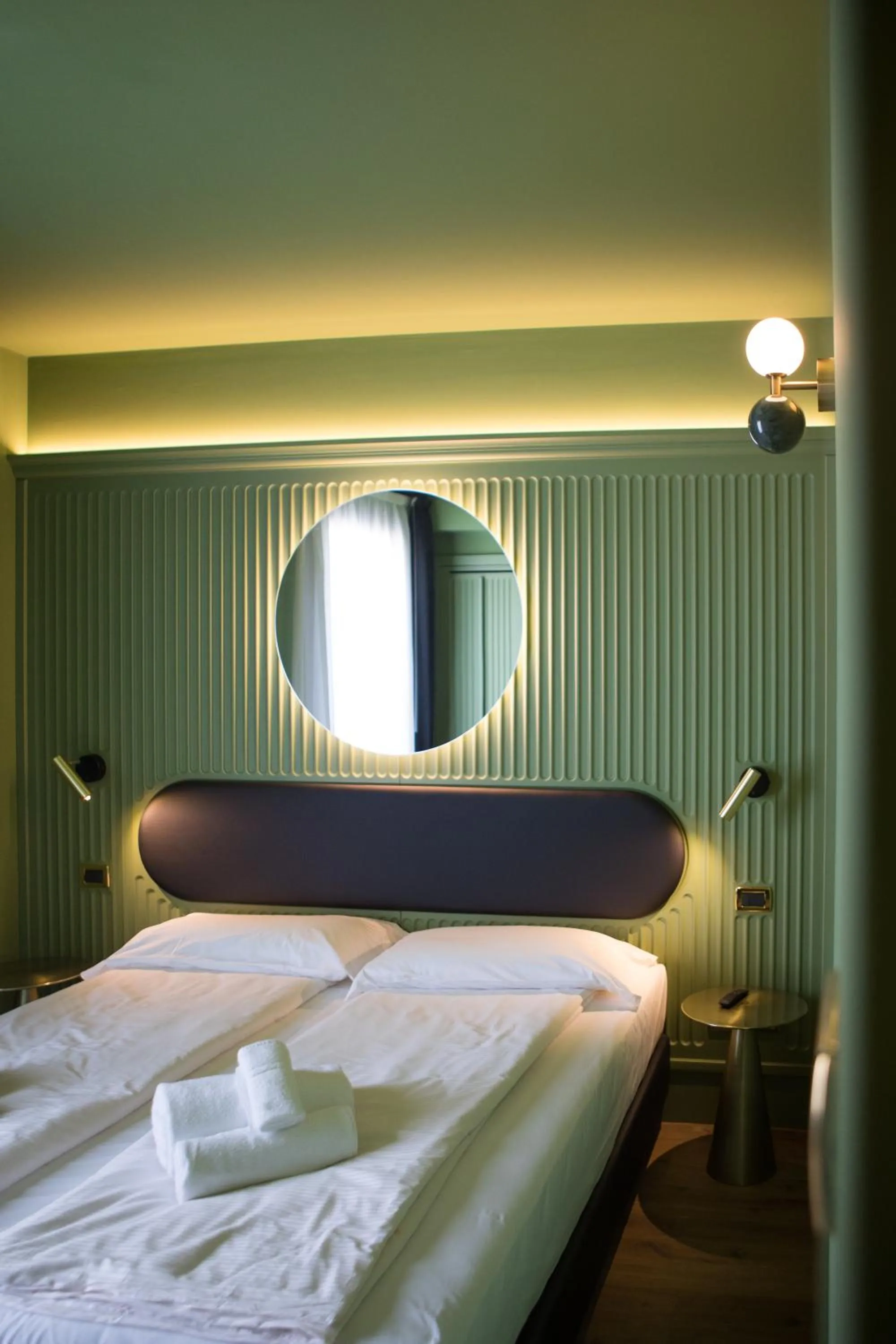 Bedroom, Bed in Hotel Miro'