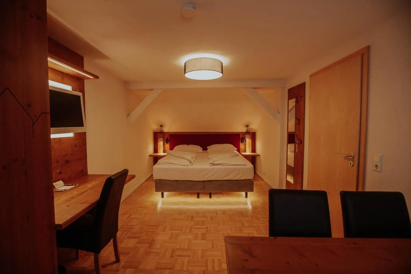 Bed in Hotel Gasthaus zur Sonne