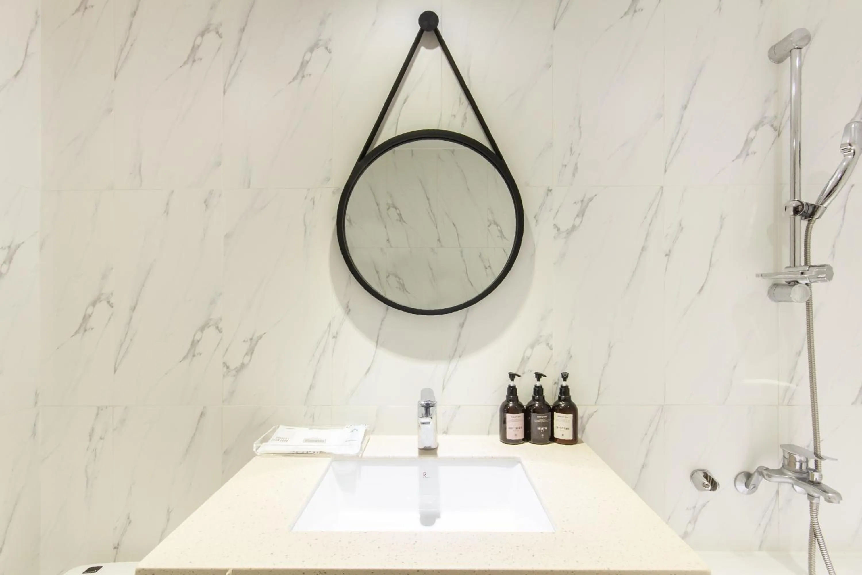 Bathroom in 브라운도트호텔 센텀시티 벡스코점