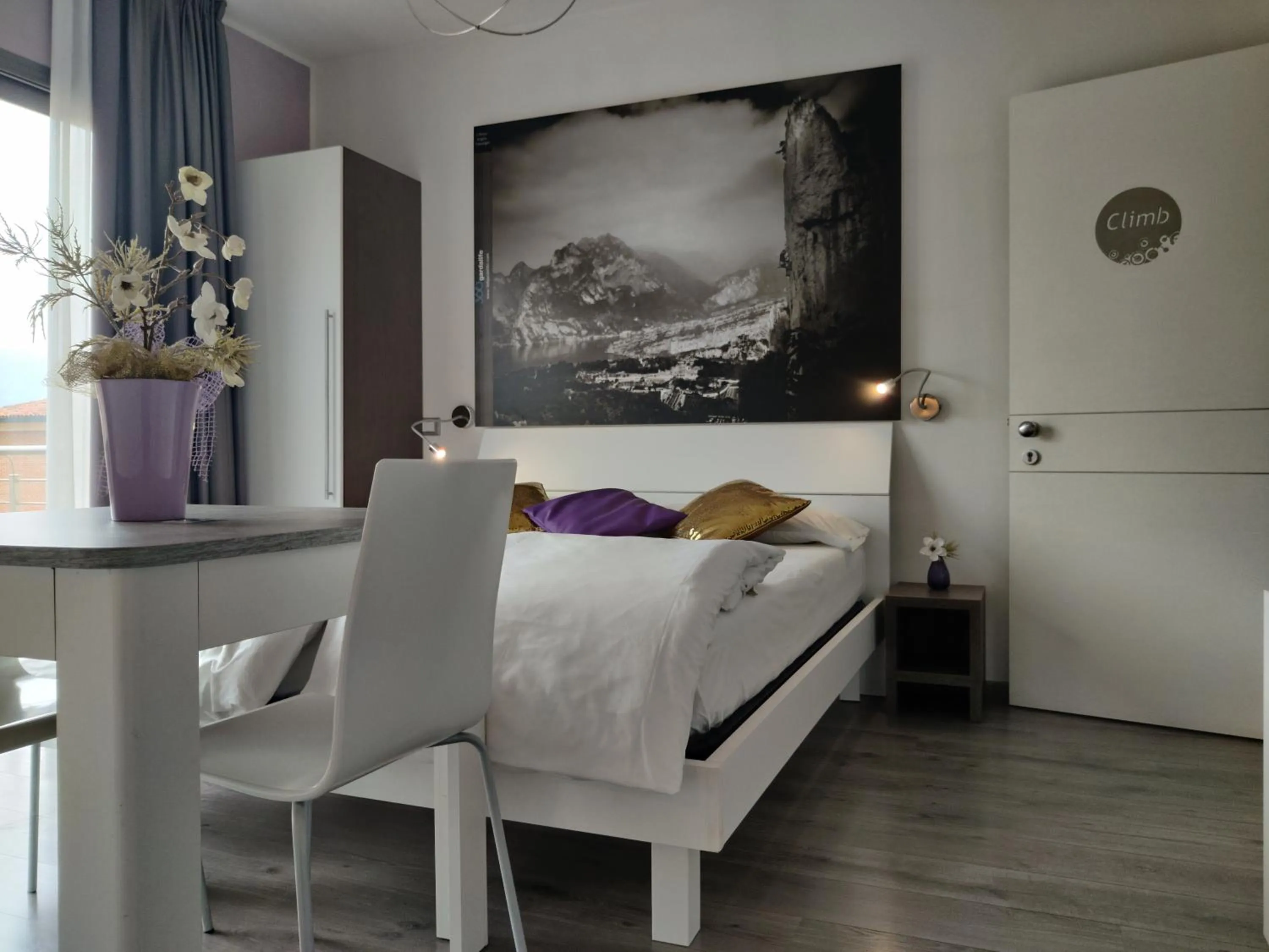 Bedroom, Bed in Gardesana Active Apartments