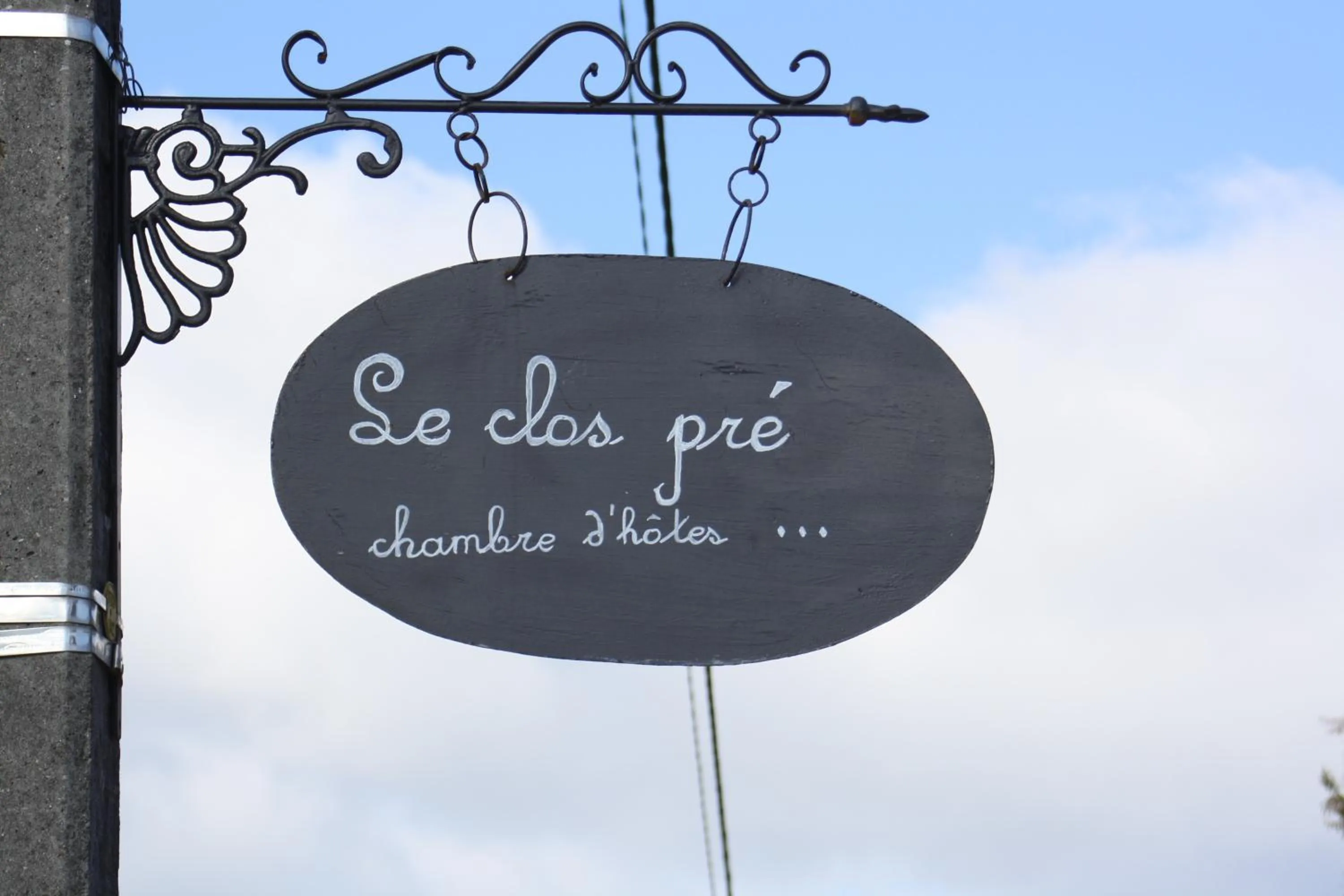 Decorative detail in Le Clos Pré