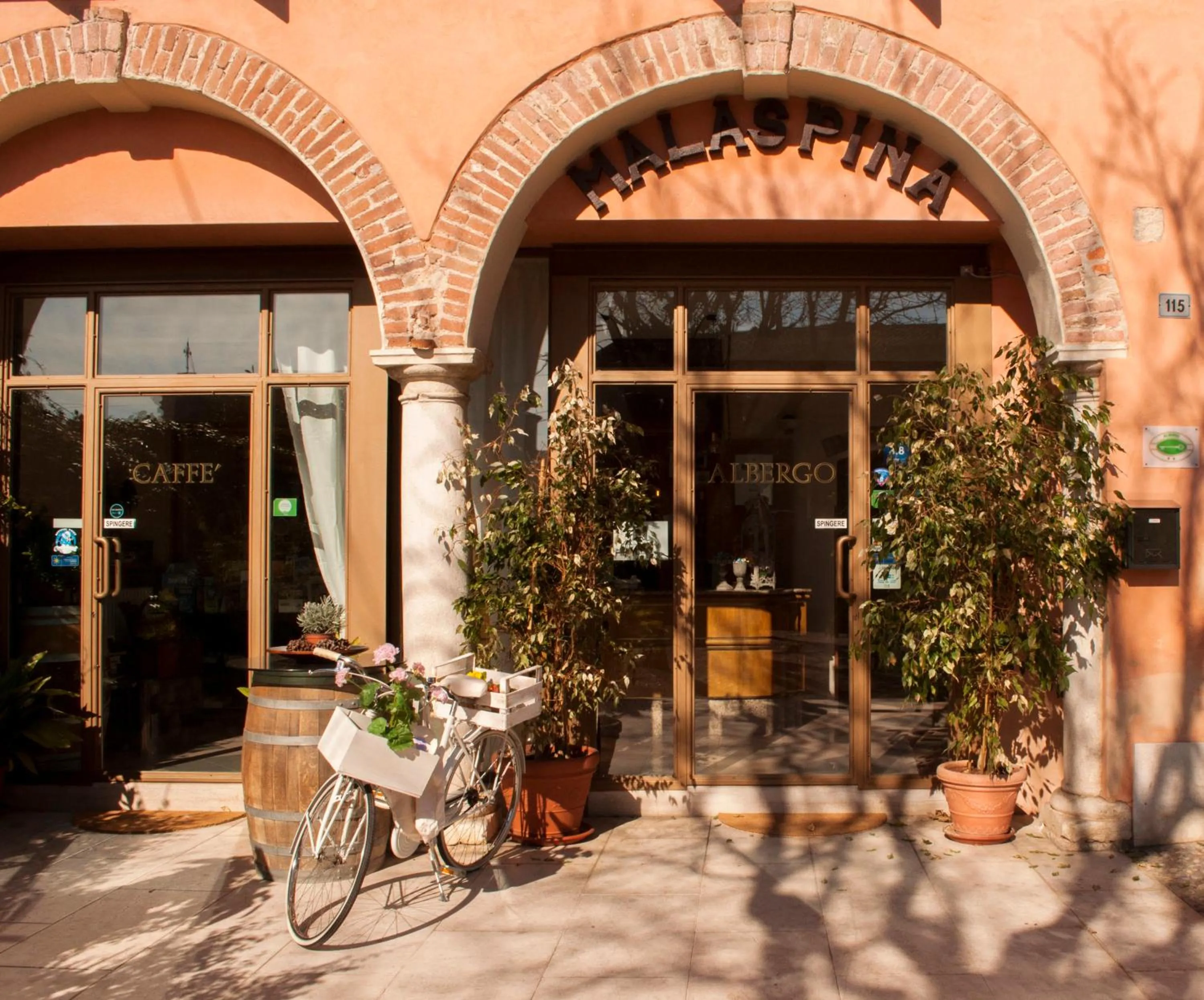 Facade/entrance in Boutique Hotel Corte Malaspina