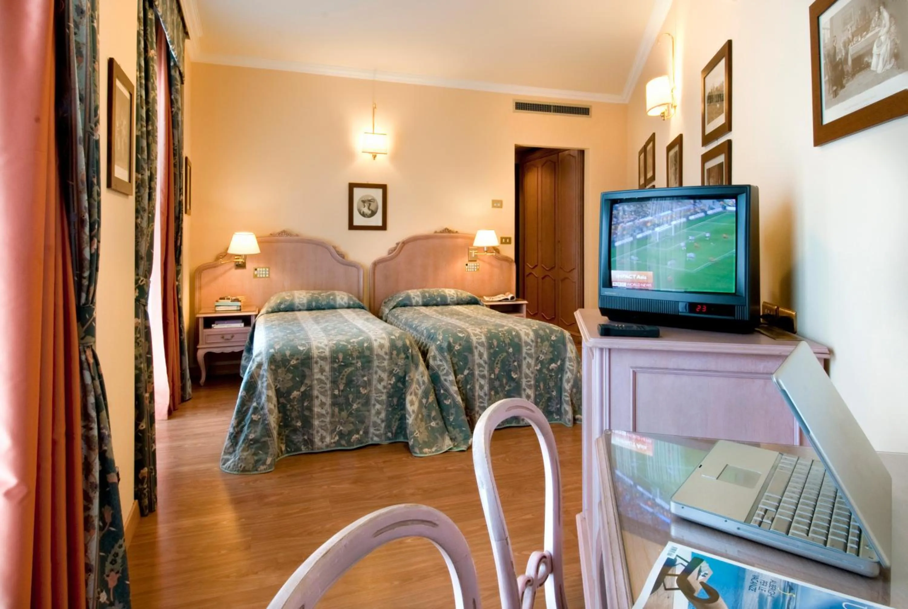 Bed in Residence Carl&Do