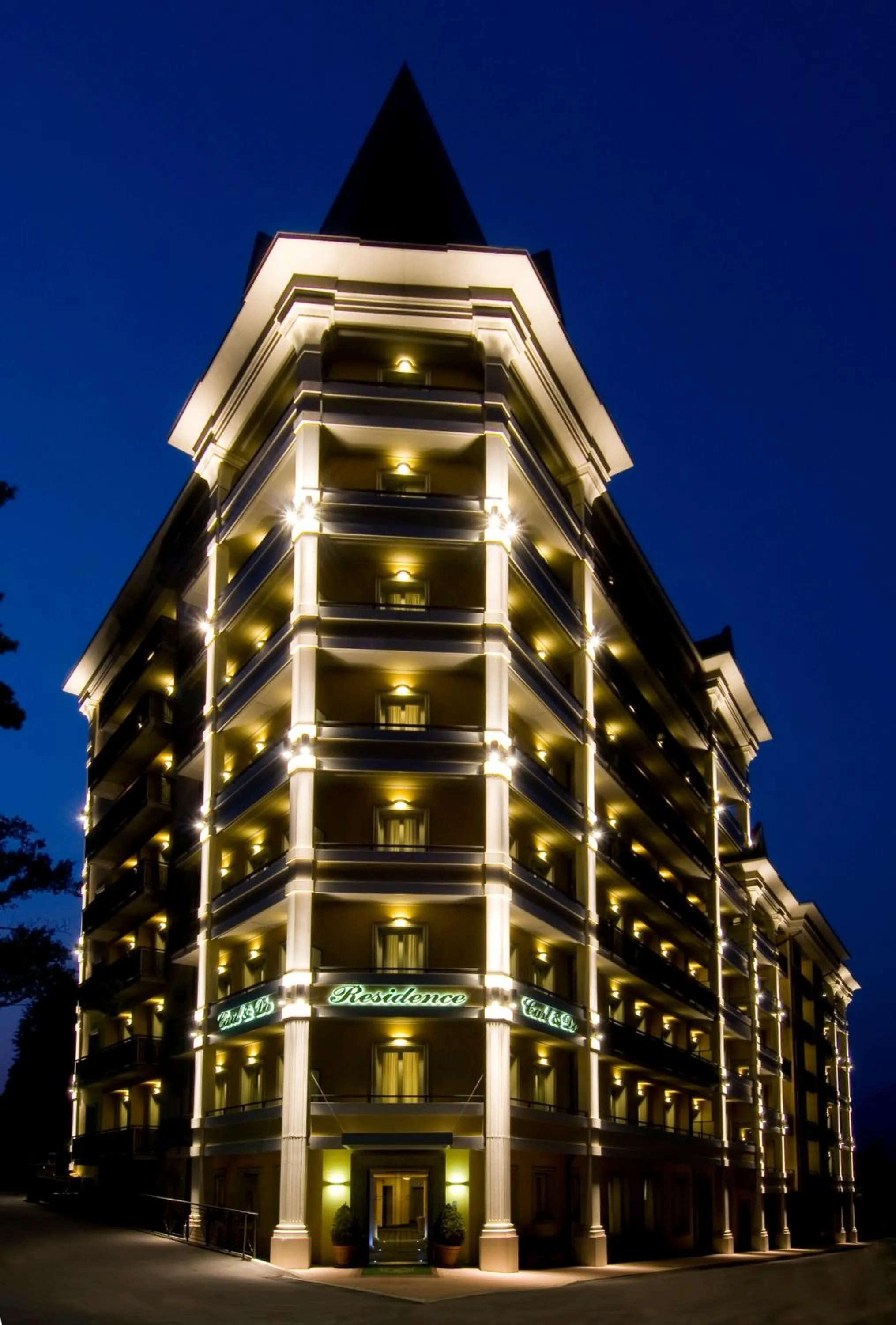 Property building in Residence Carl&Do