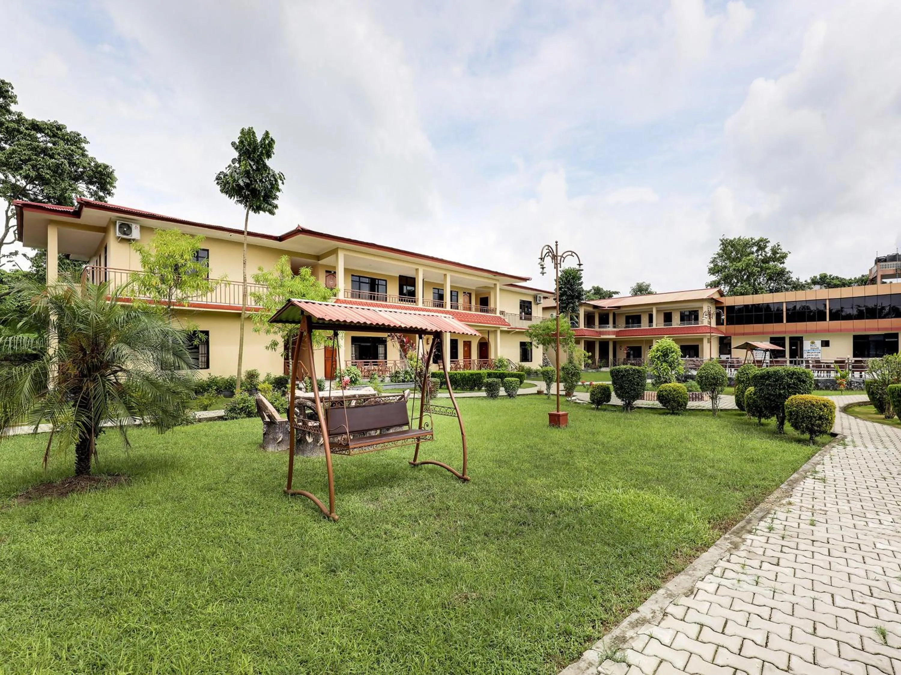 Property building in Hotel Wildlife Camp