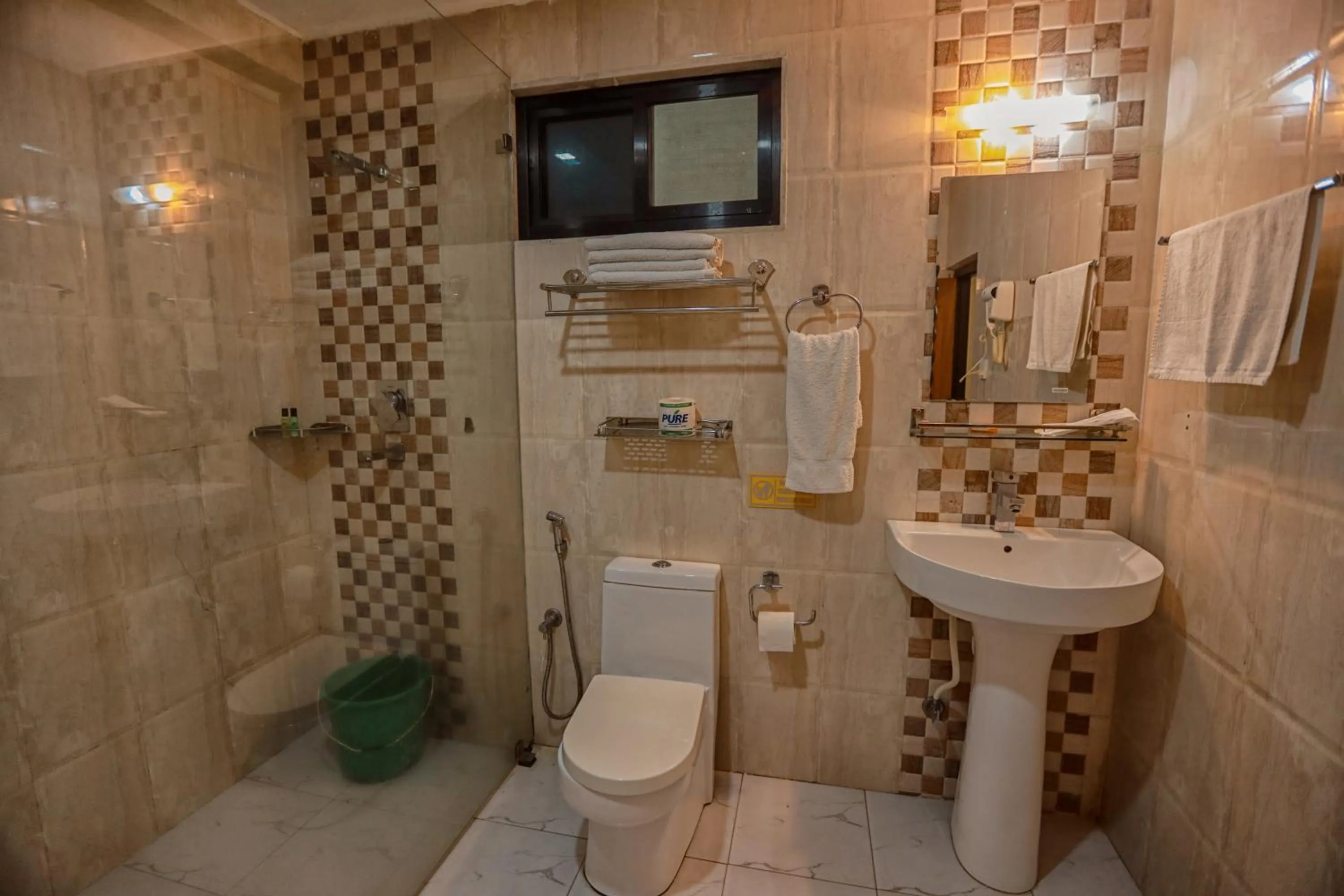 Toilet in Hotel Wildlife Camp