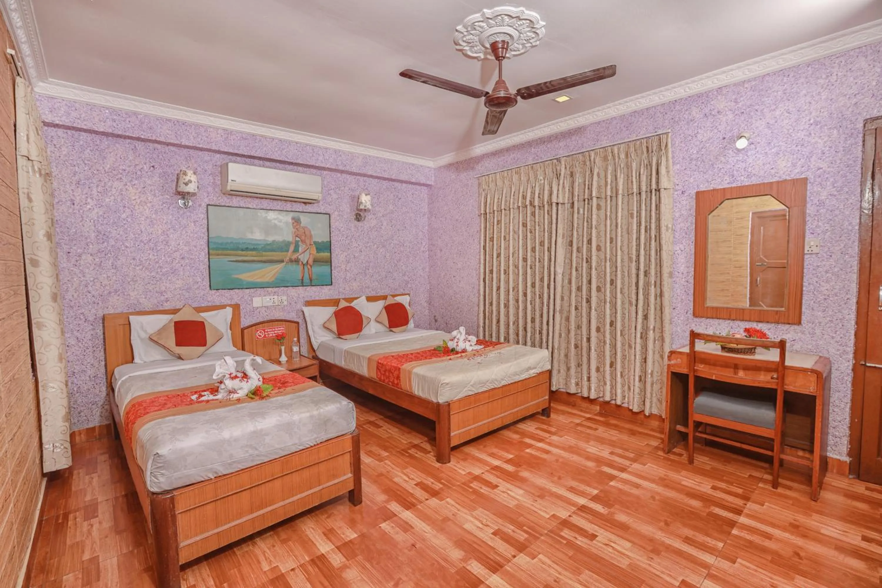 Bedroom, Bed in Hotel Wildlife Camp