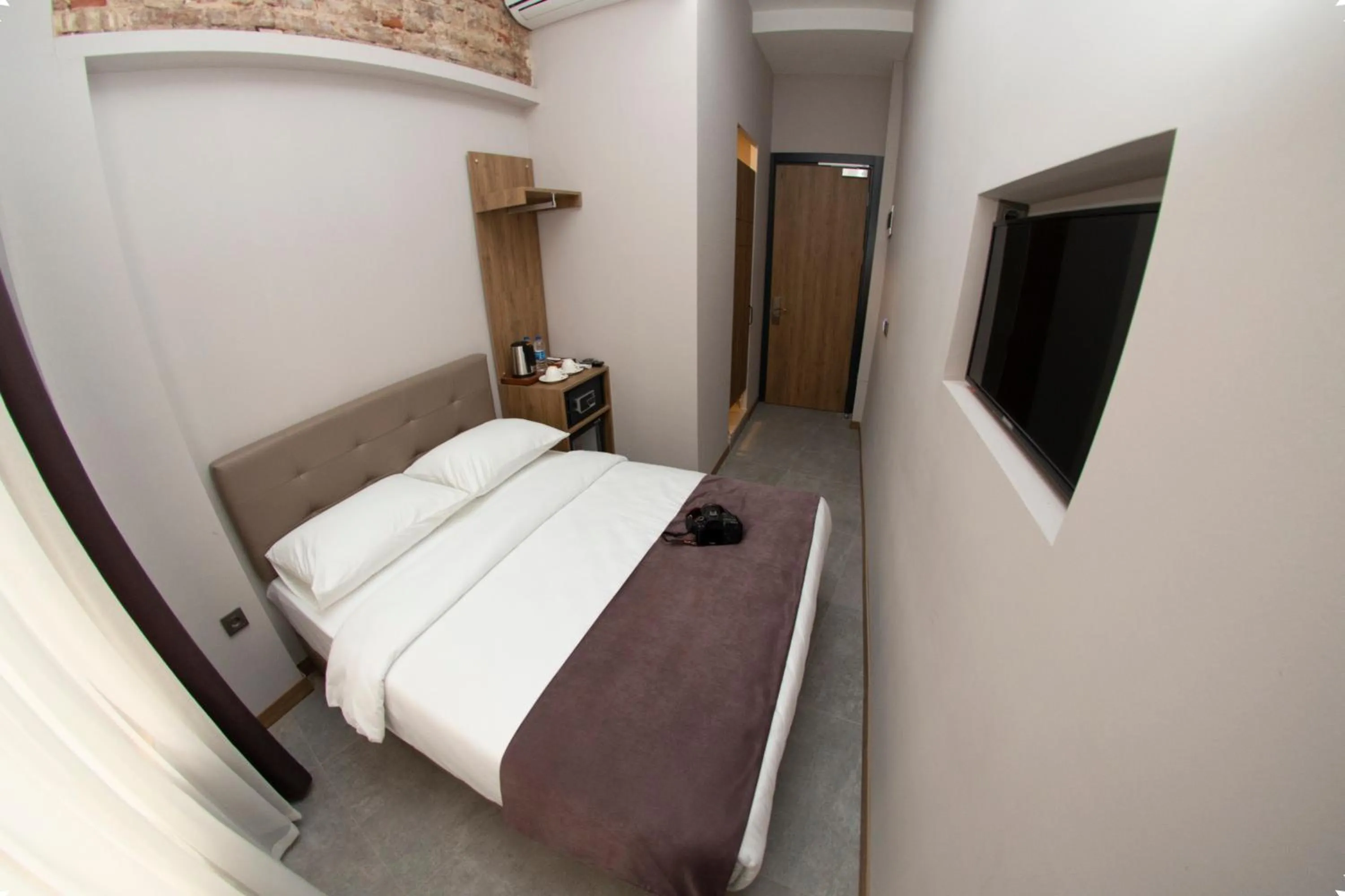 Photo of the whole room, Bed in Jurnal Hotel