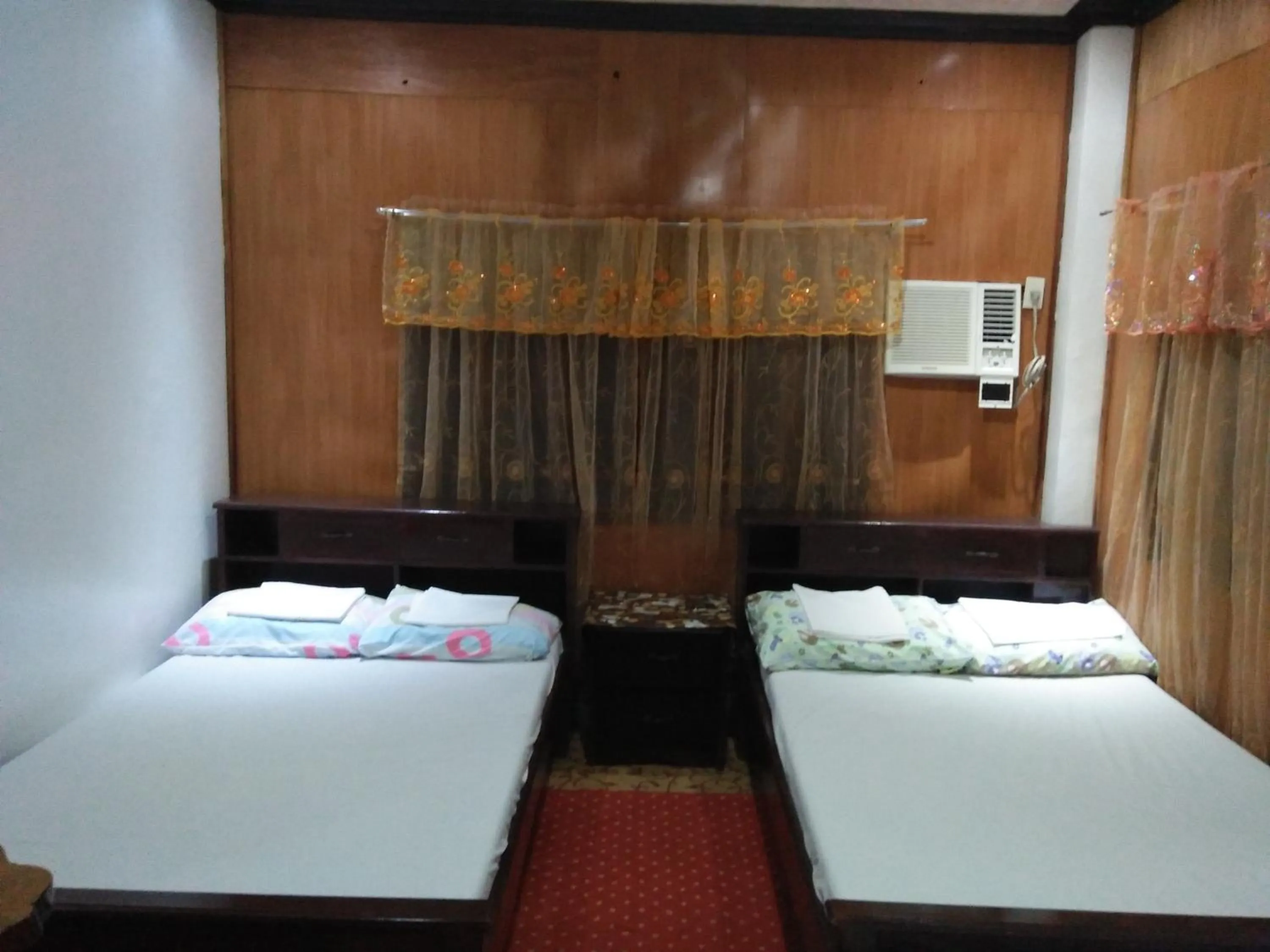 Bedroom, Bed in Villa Corrales Homestay