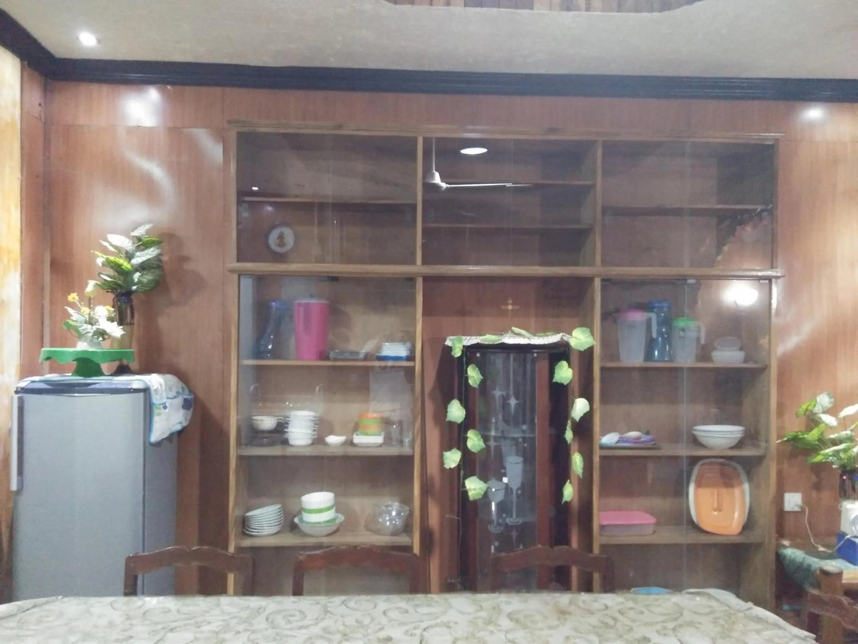 Kitchen or kitchenette in Villa Corrales Homestay