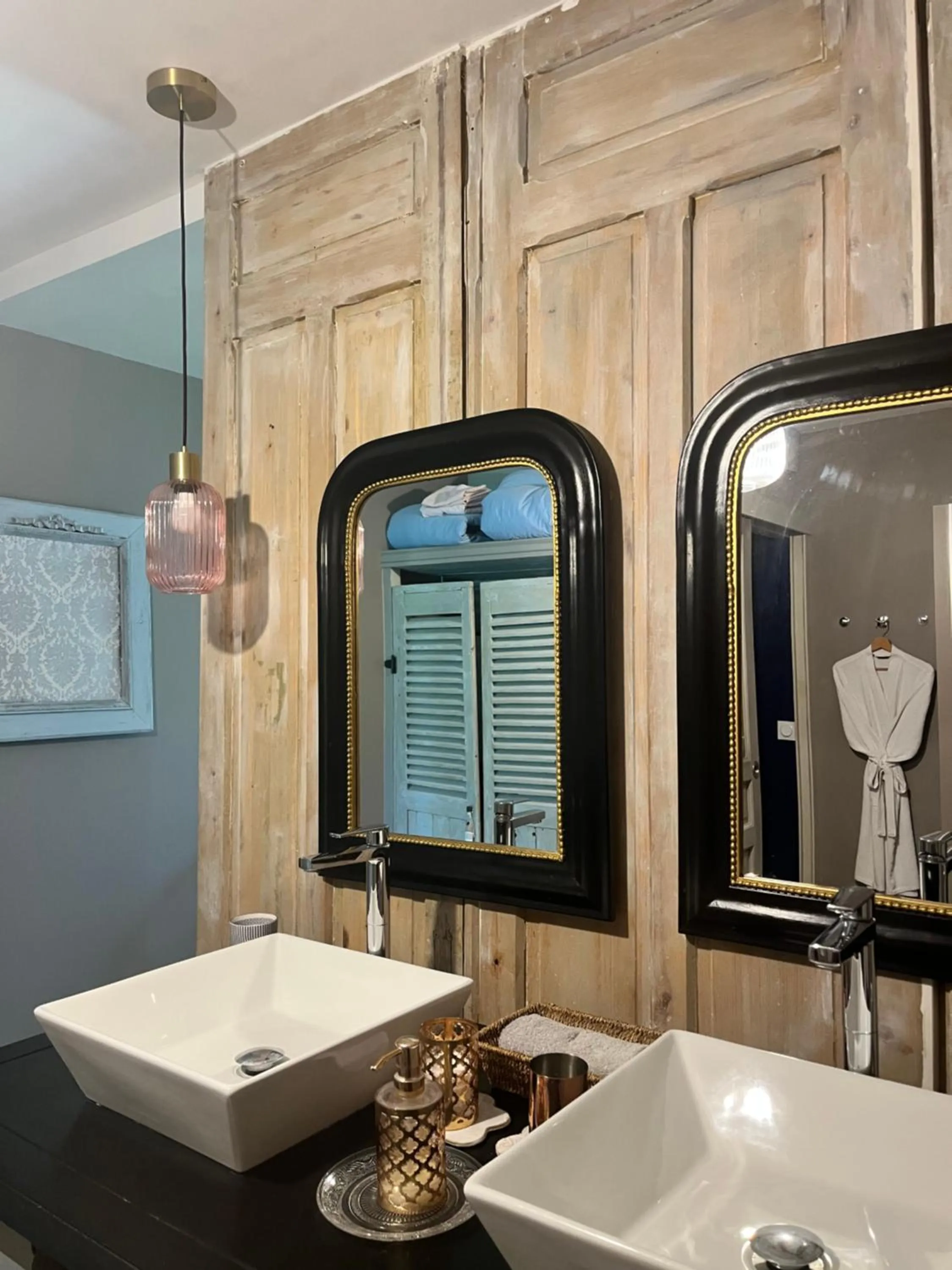 Shower in Au gré des vents