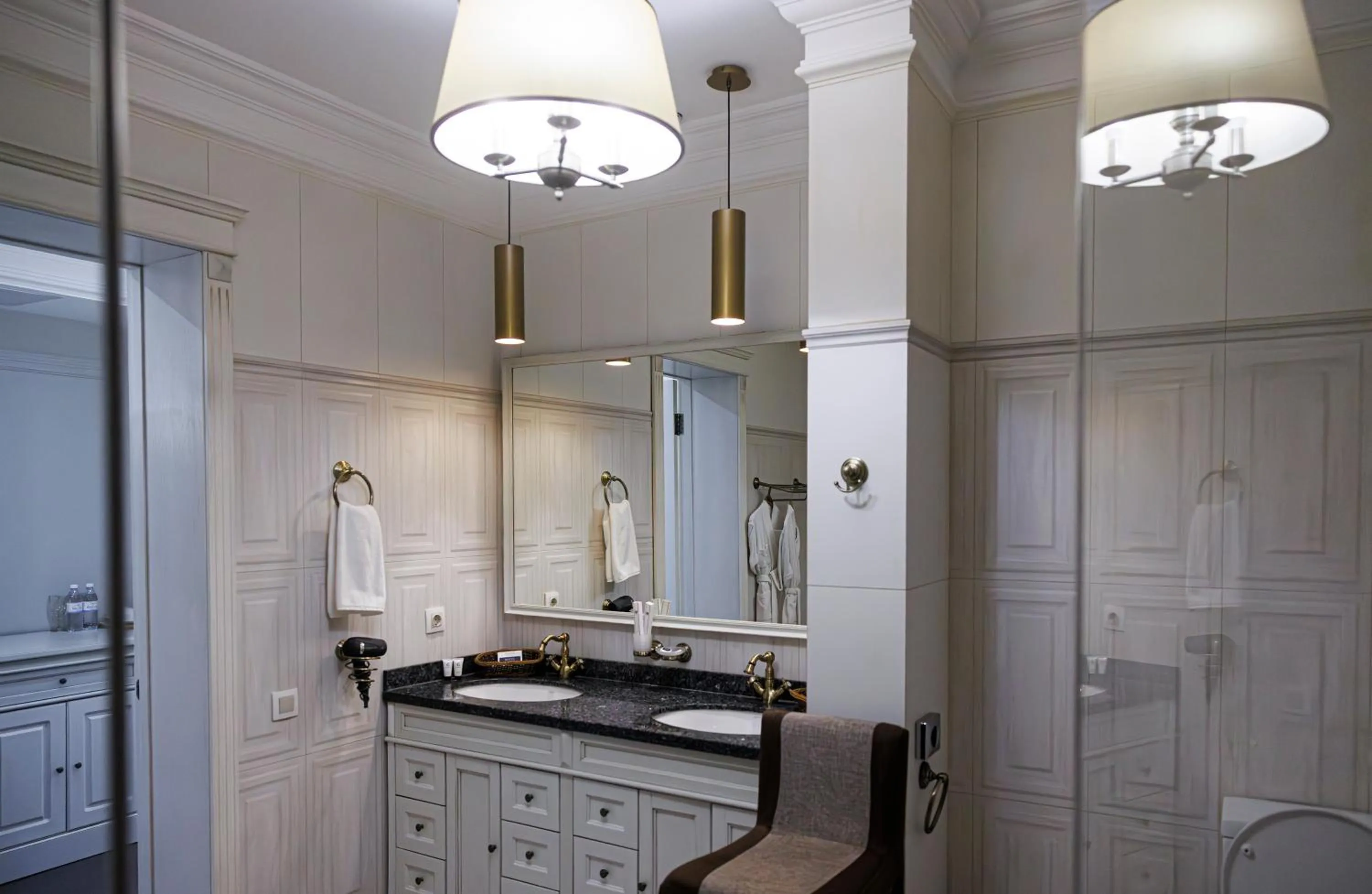 Bathroom in Royal BV