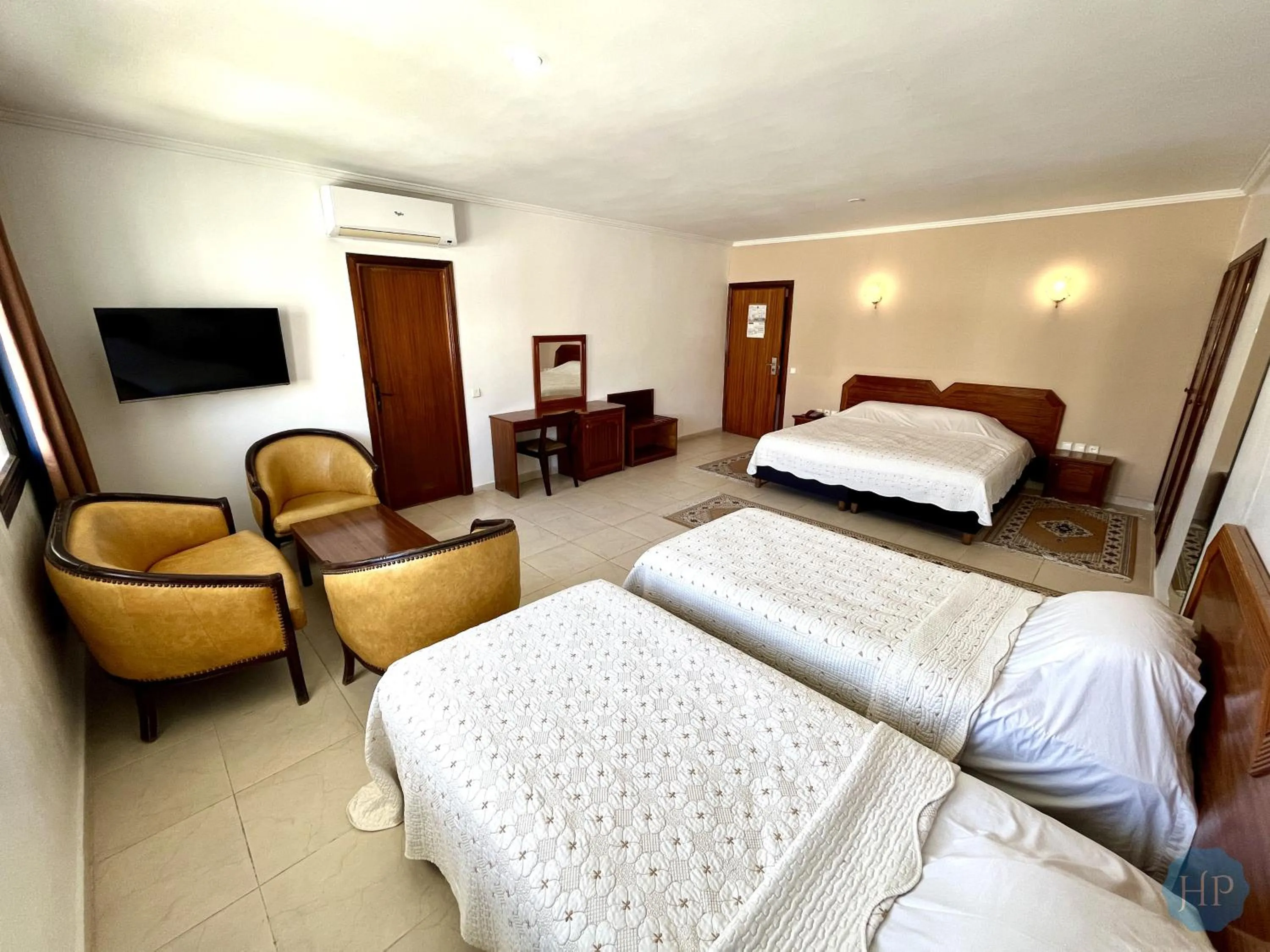 Photo of the whole room, Bed in Hôtel Plaisance