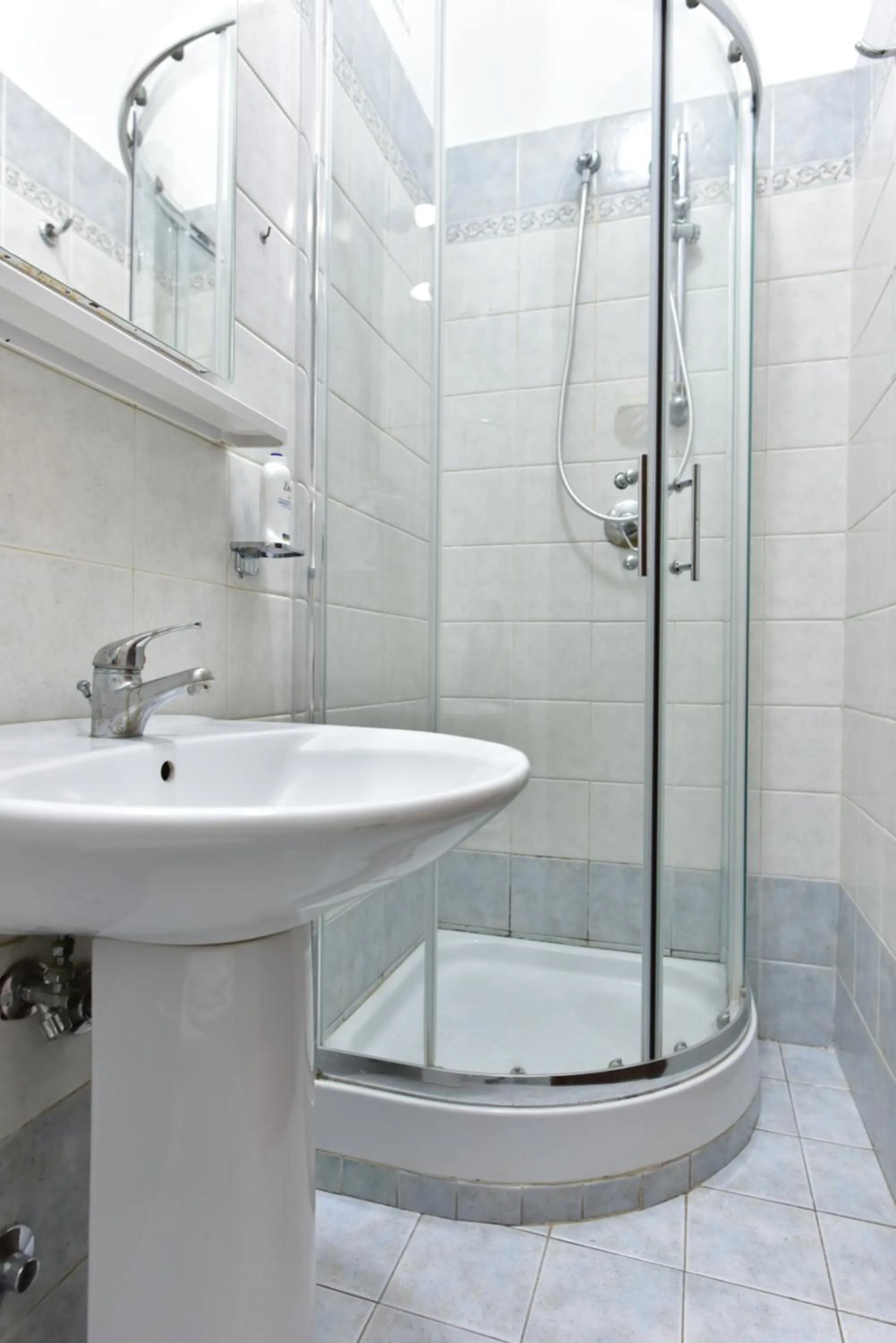 B&B Rome Terminal House