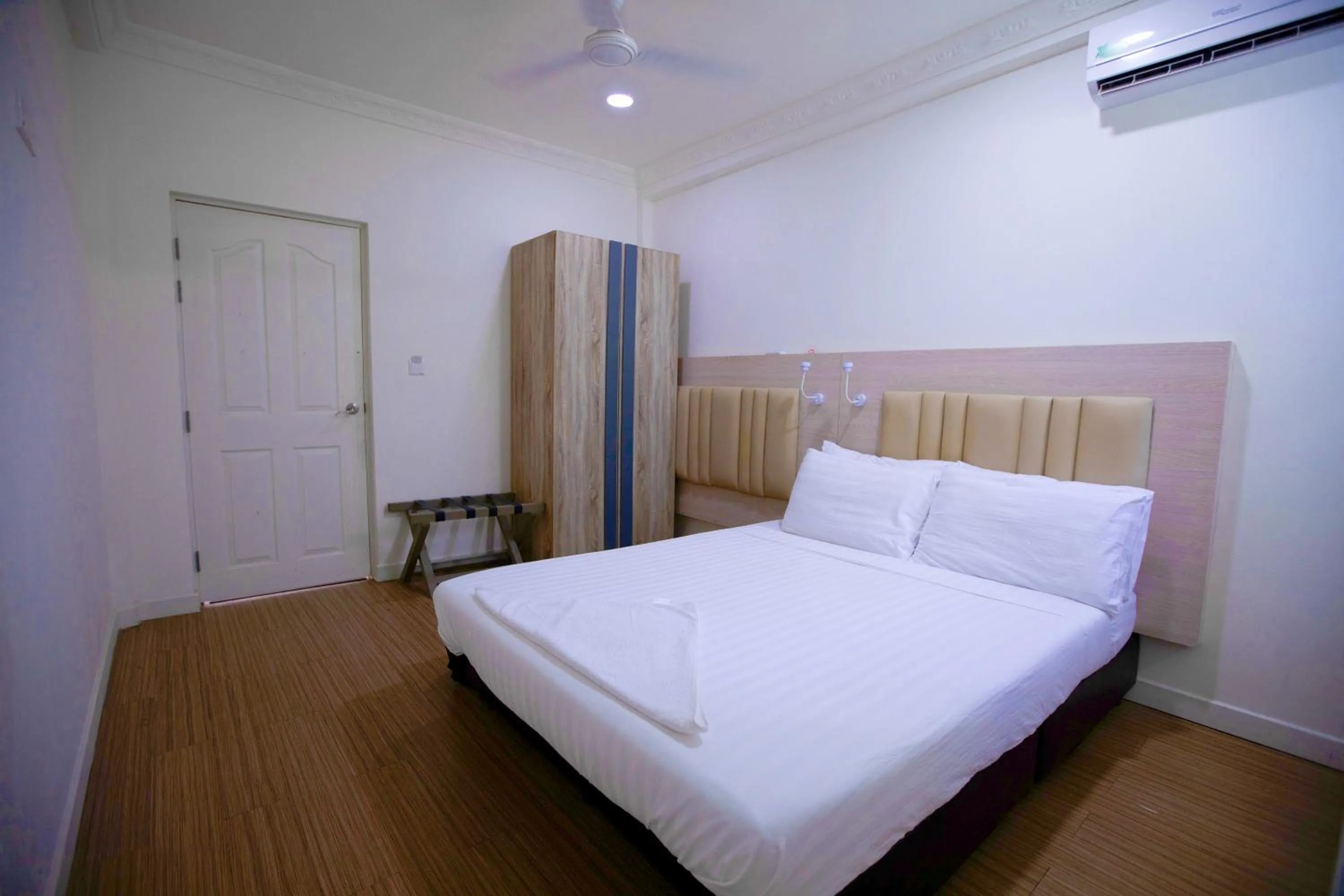 Bedroom, Bed in Keyla Inn