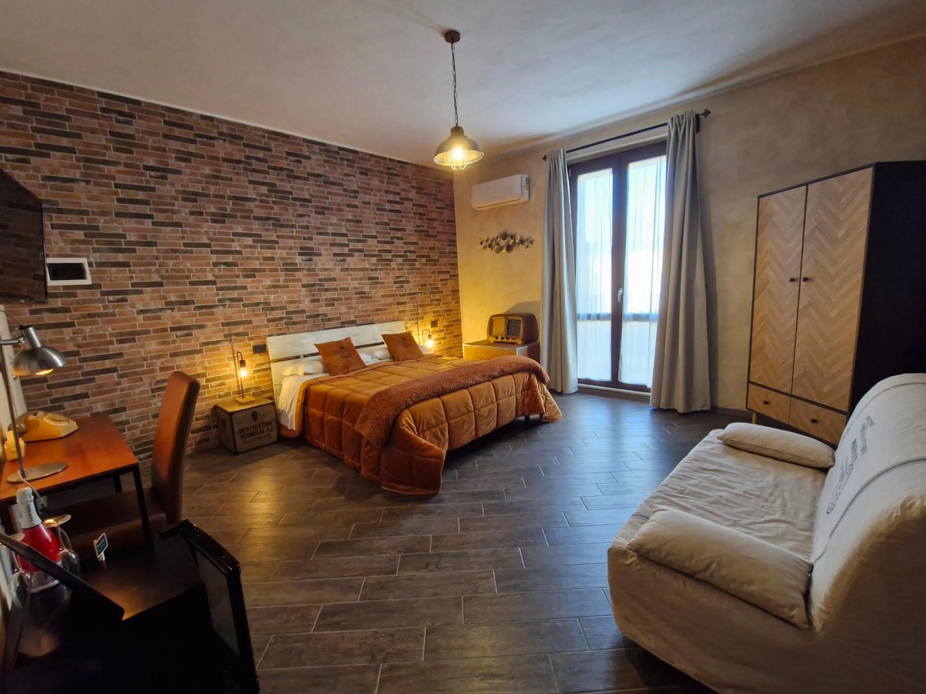 Photo of the whole room, Bed in Principe Giardinelli