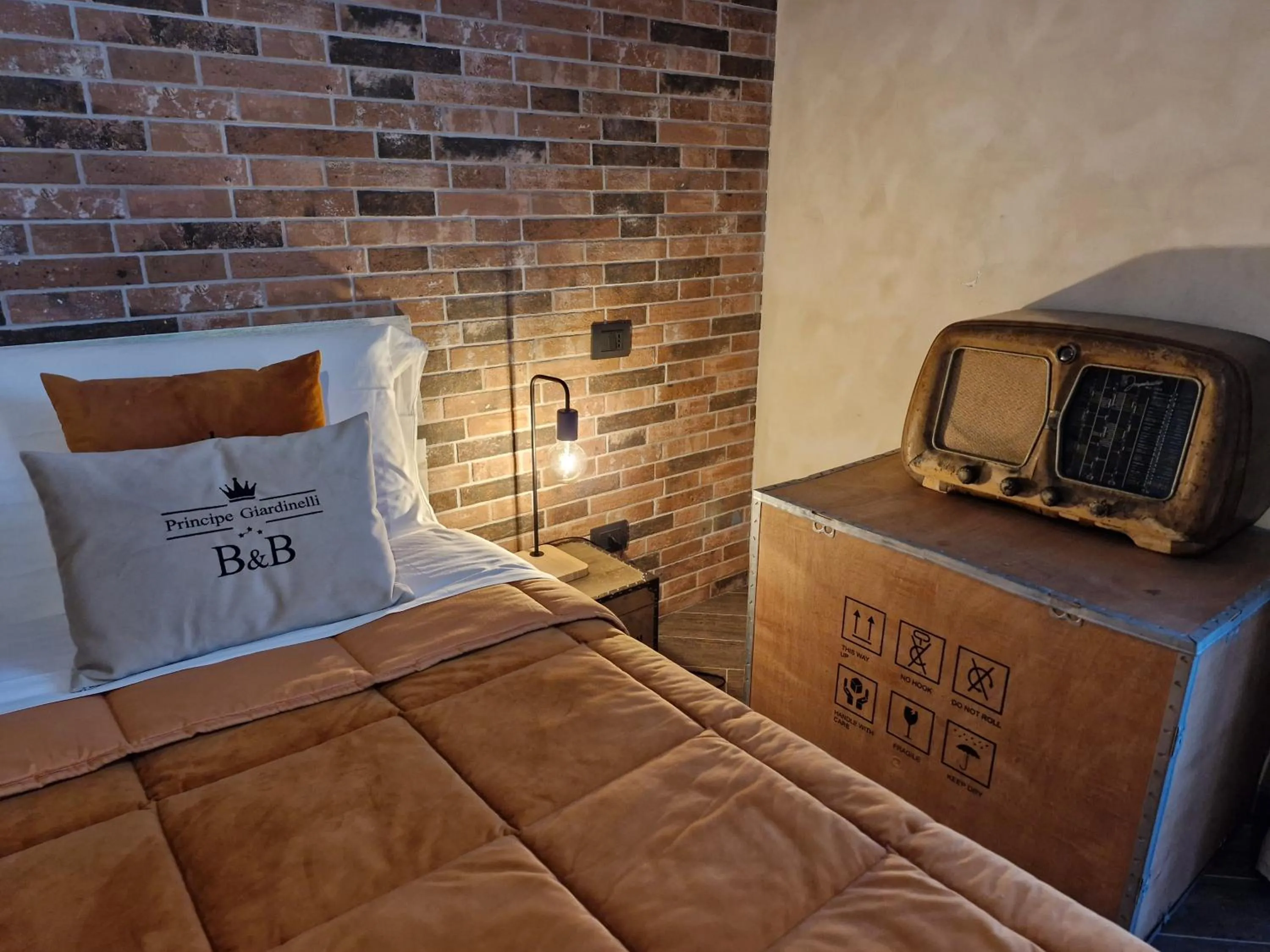 Bedroom, Bed in Principe Giardinelli