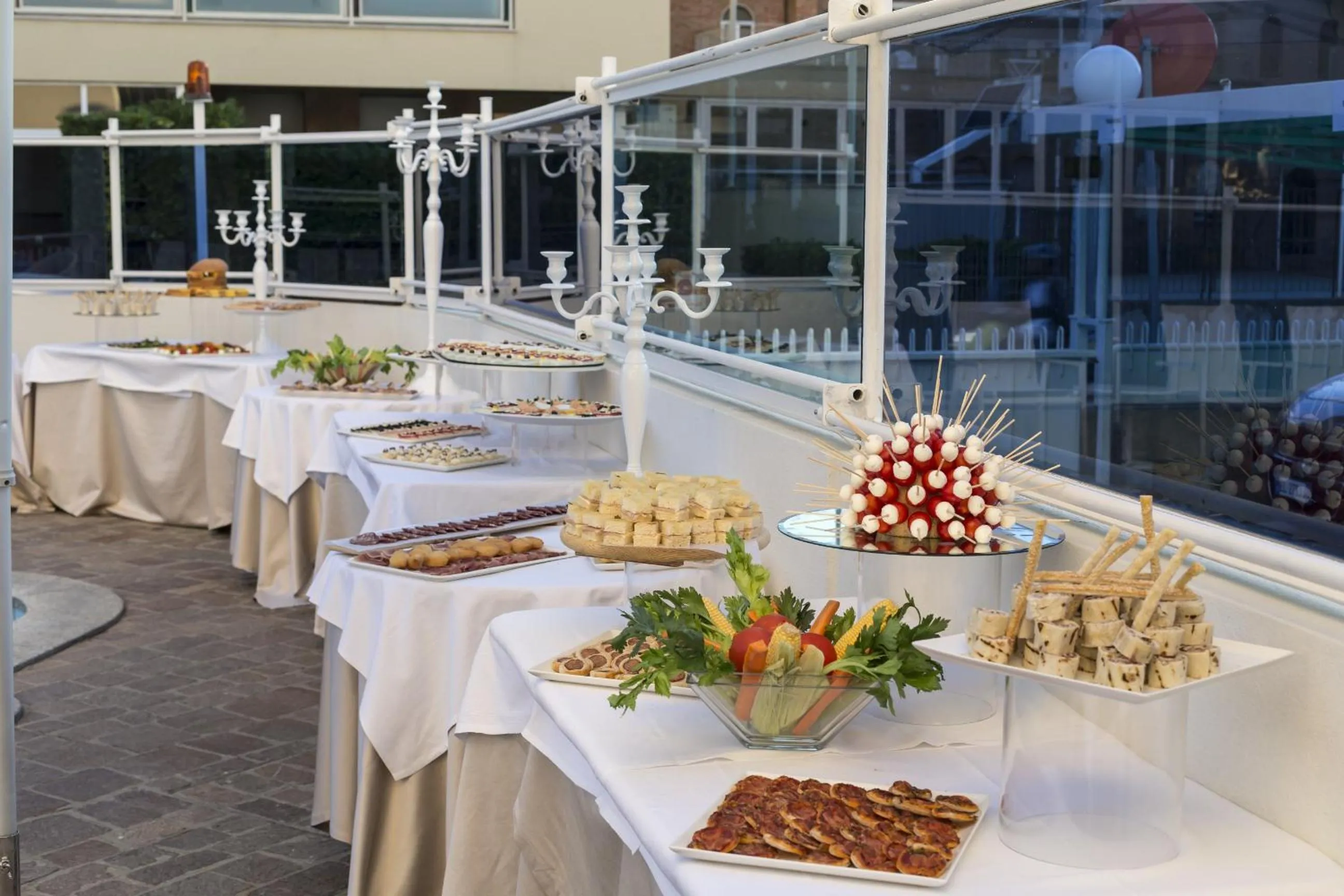 Food in Hotel Abner's