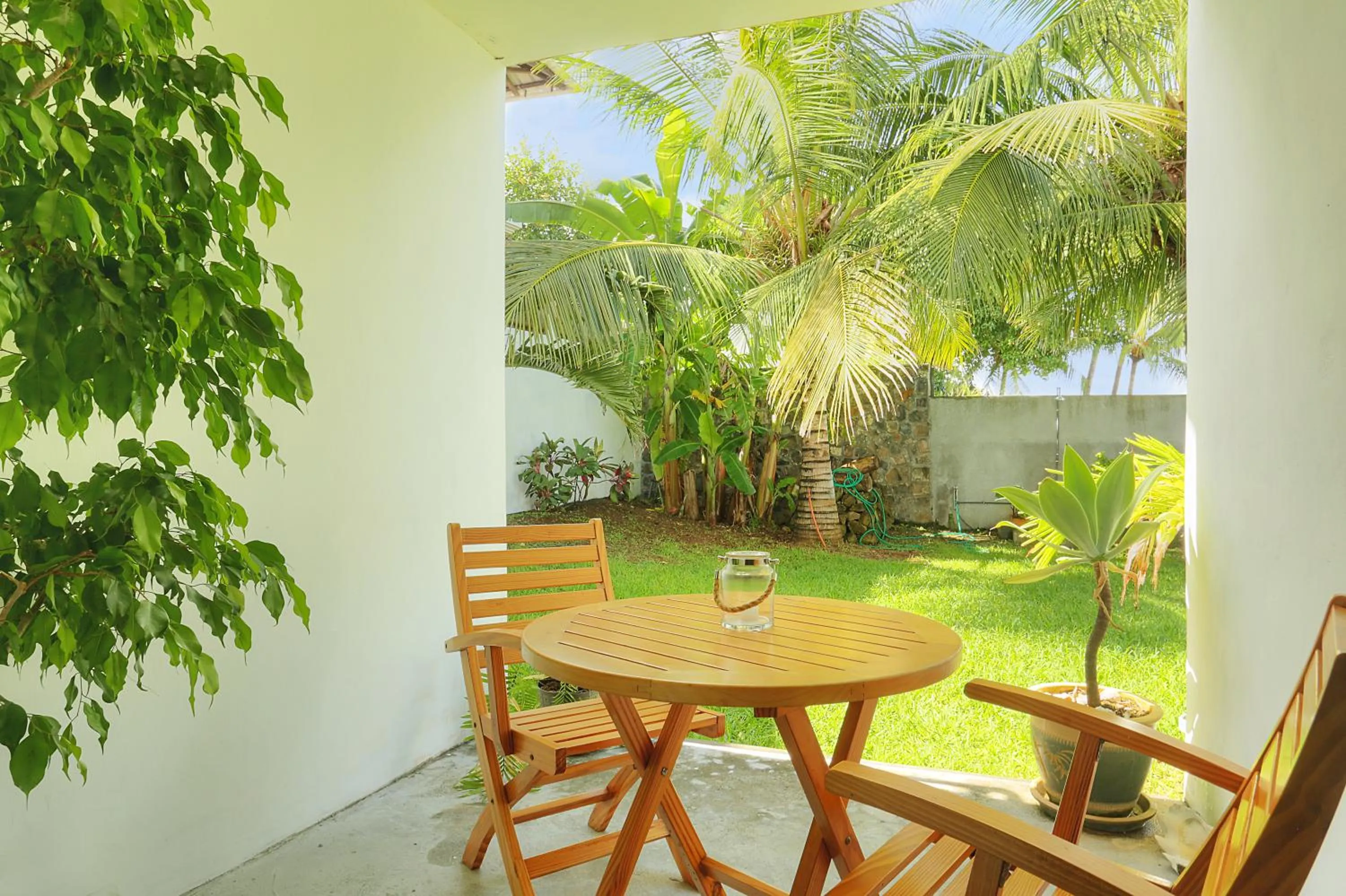 Garden in Auberge SeaFever