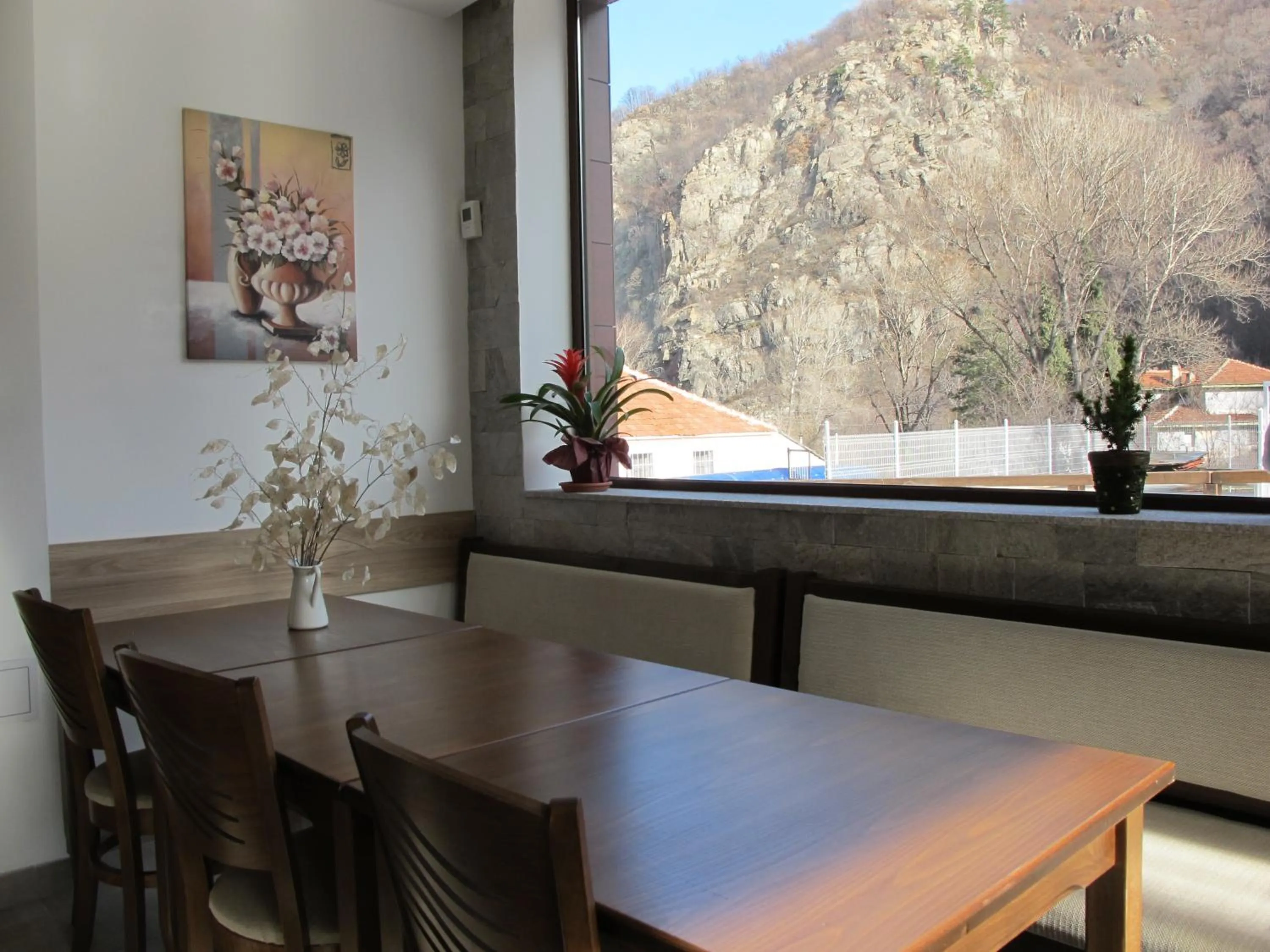 Restaurant/places to eat in Aqua Varvara Hotel