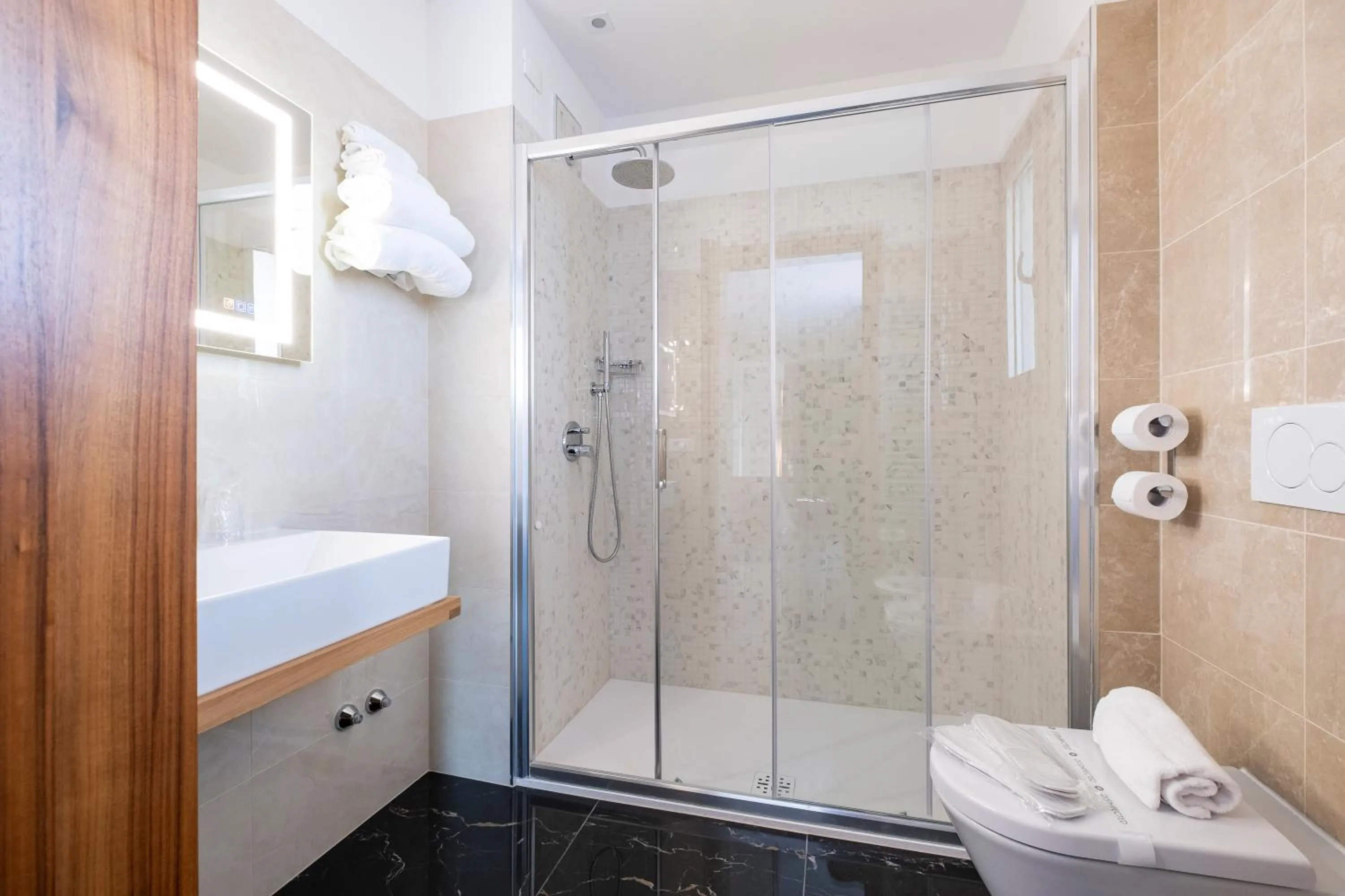 Bathroom in Hotel Mare