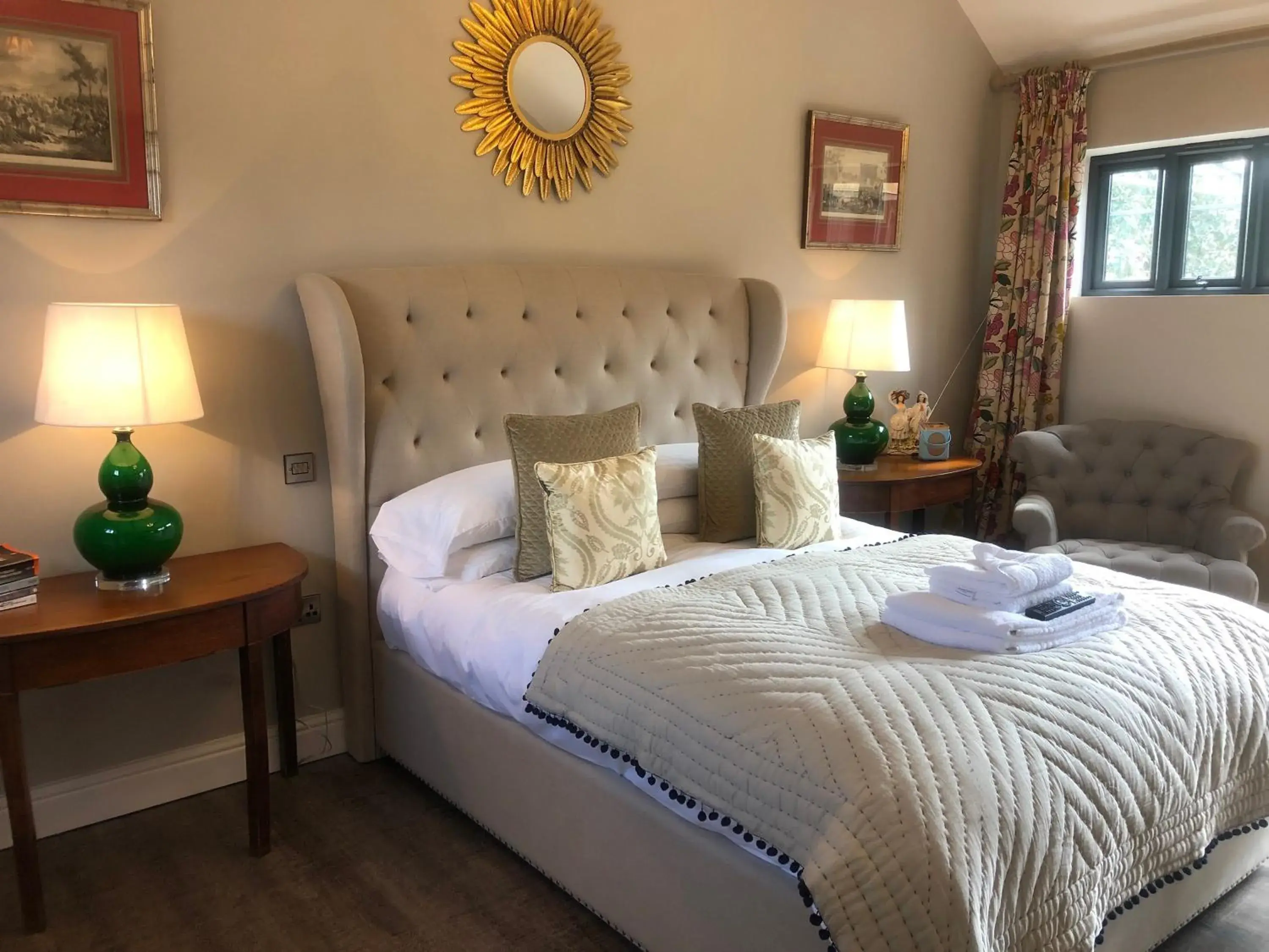 King Room in The George Inn King Room in The George Inn