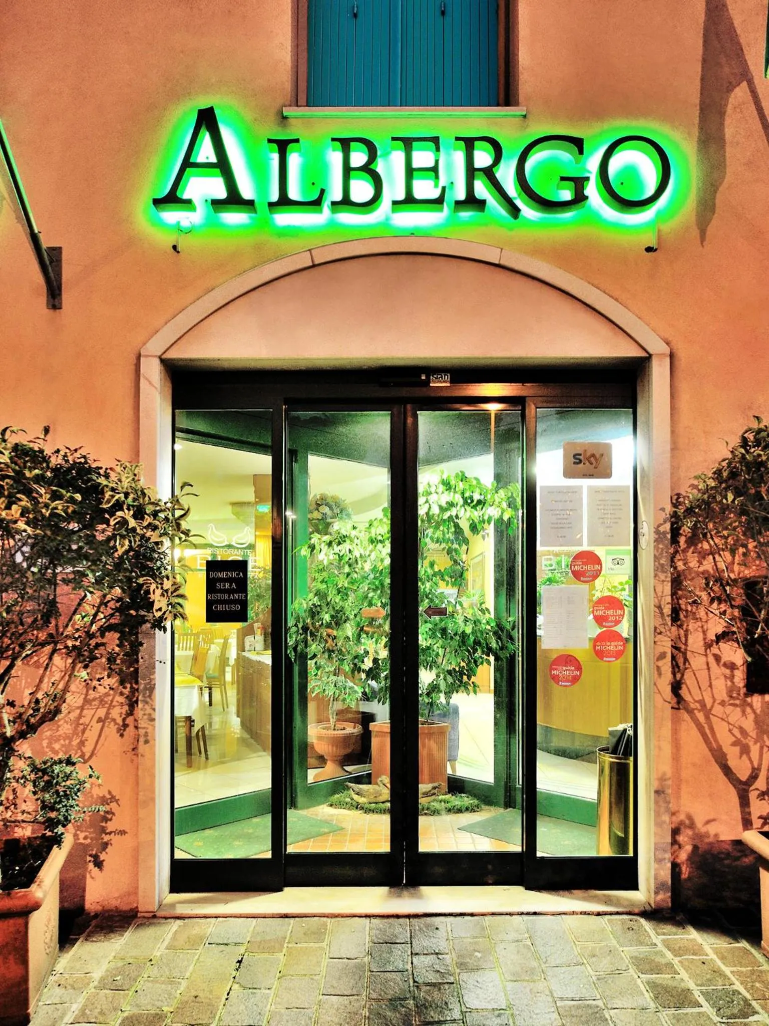 Facade/entrance in Albergo Bice