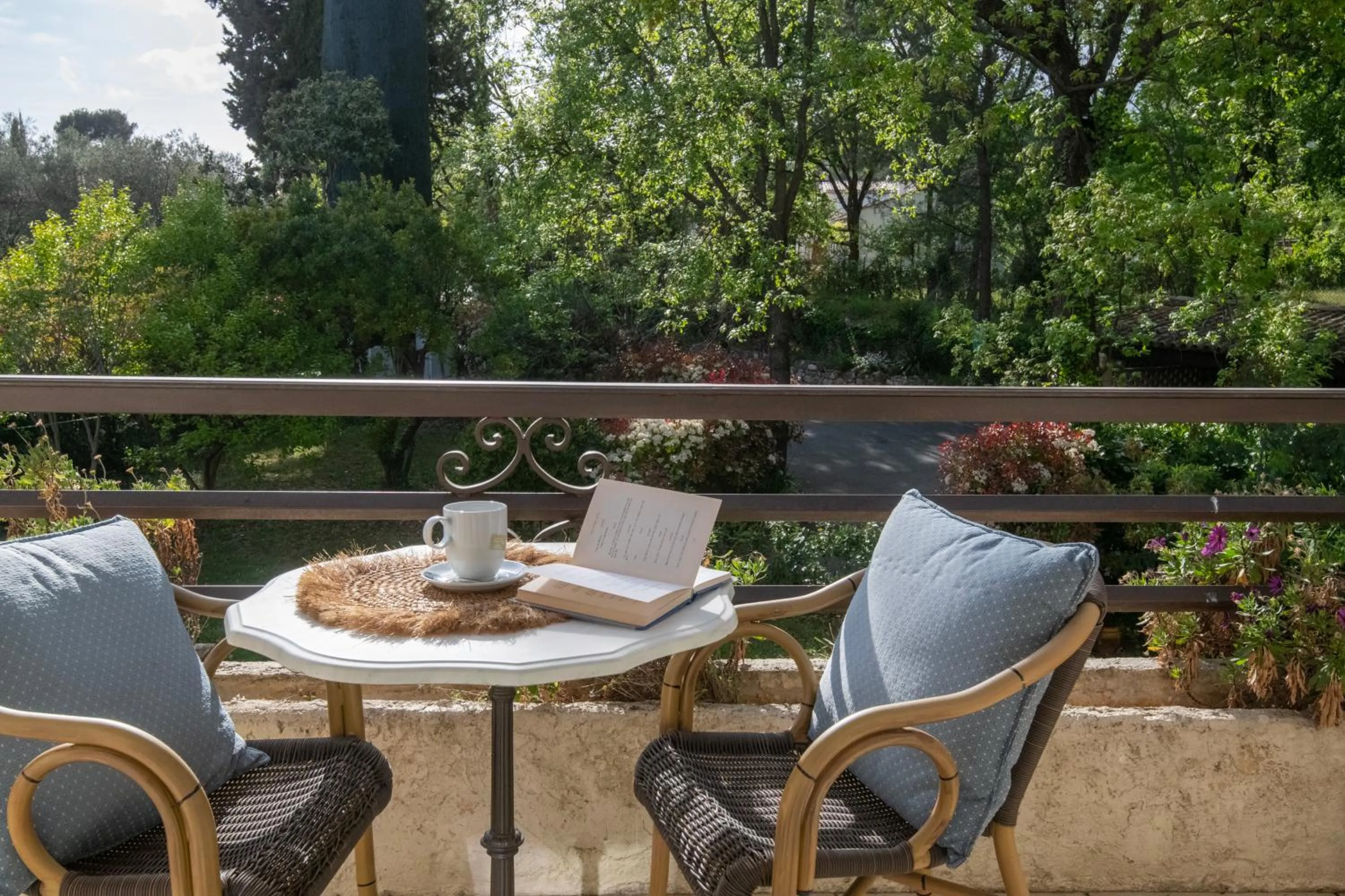 Balcony/Terrace in Hotel Les Messugues