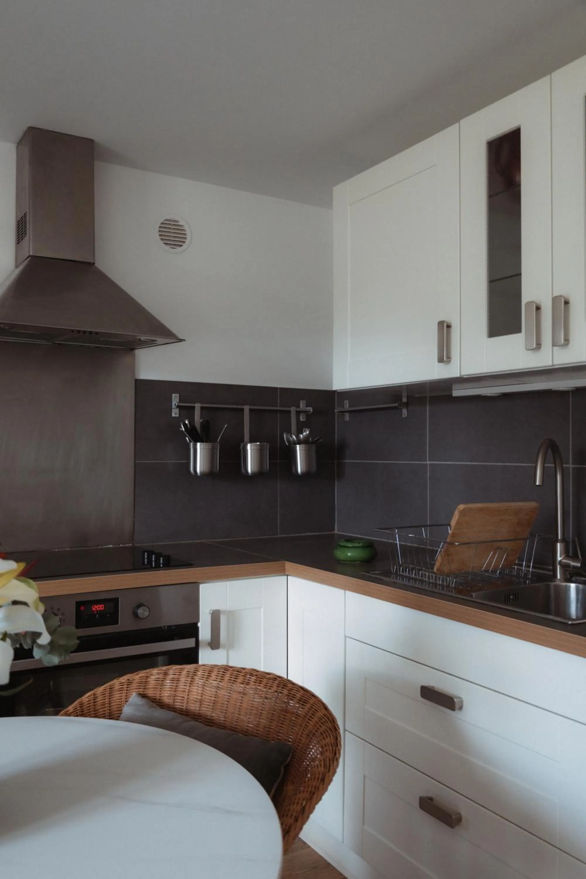 Kitchen or kitchenette in Hotel Les Messugues