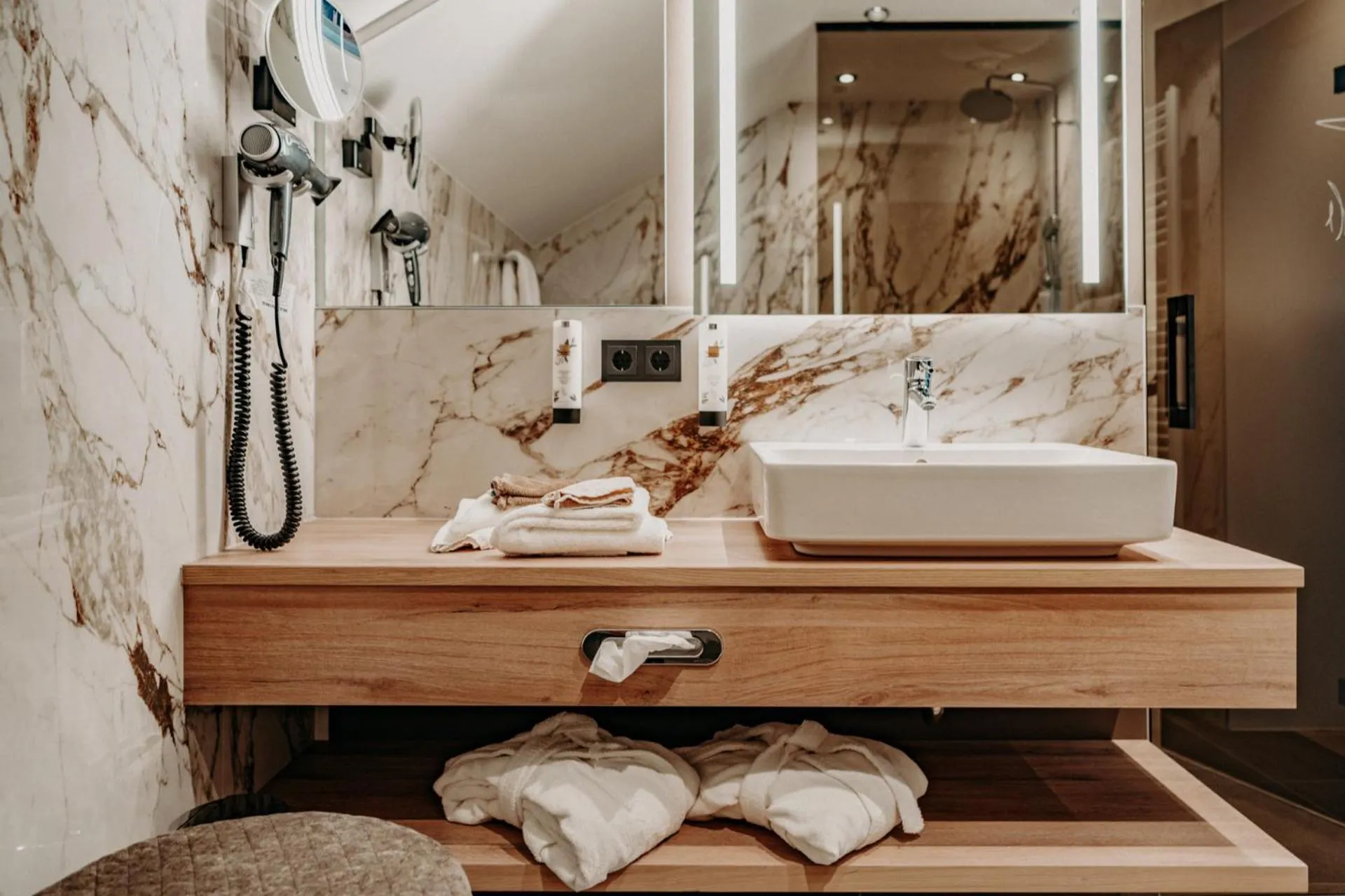 Photo of the whole room in Der Eisvogel - Wellness- & Genusshotel