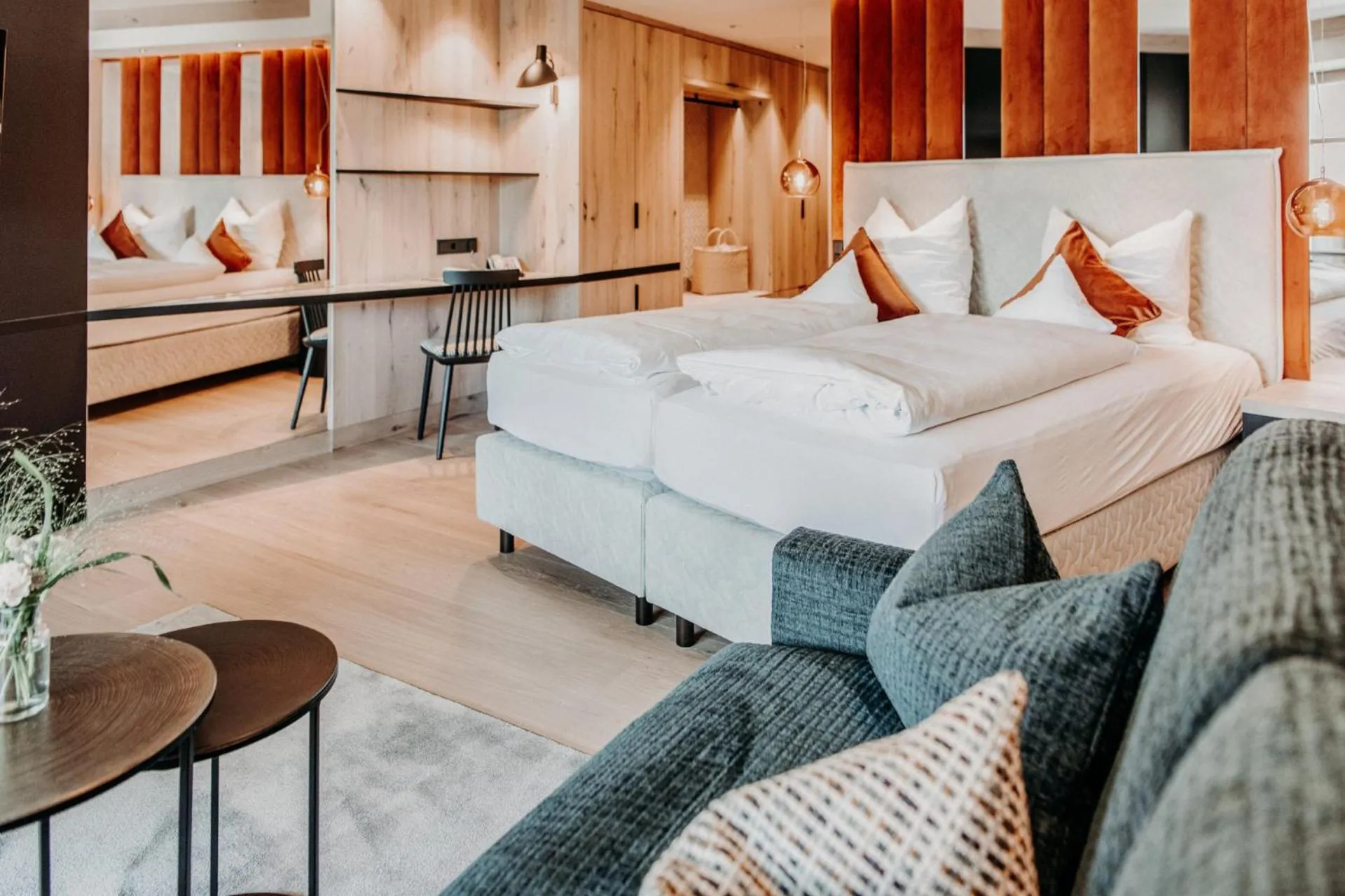 Photo of the whole room, Bed in Der Eisvogel - Wellness- & Genusshotel