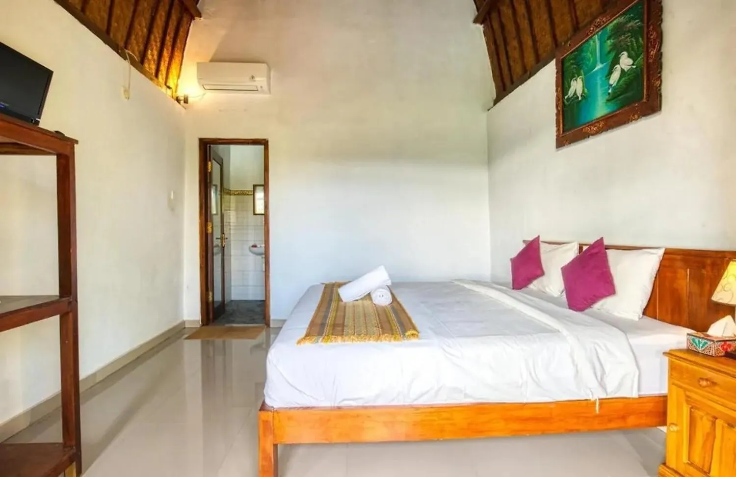 Bedroom, Bed in The Mountain Cottage