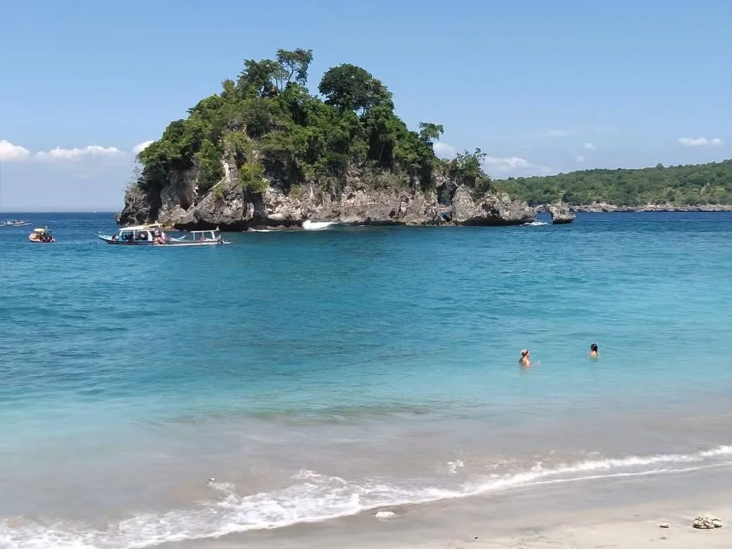 Beach in Oka Cottage