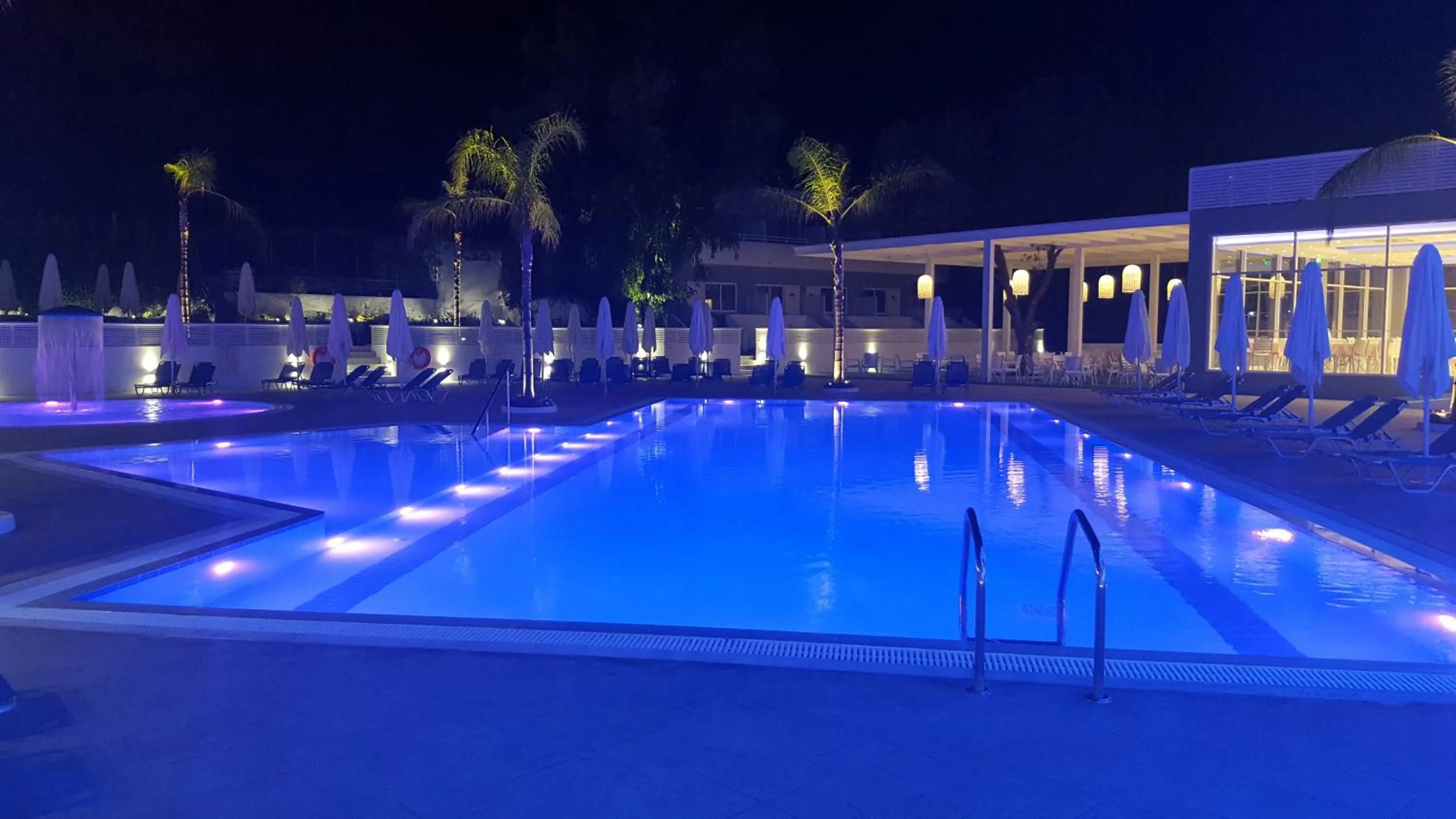 Night in Oceanis Park Hotel